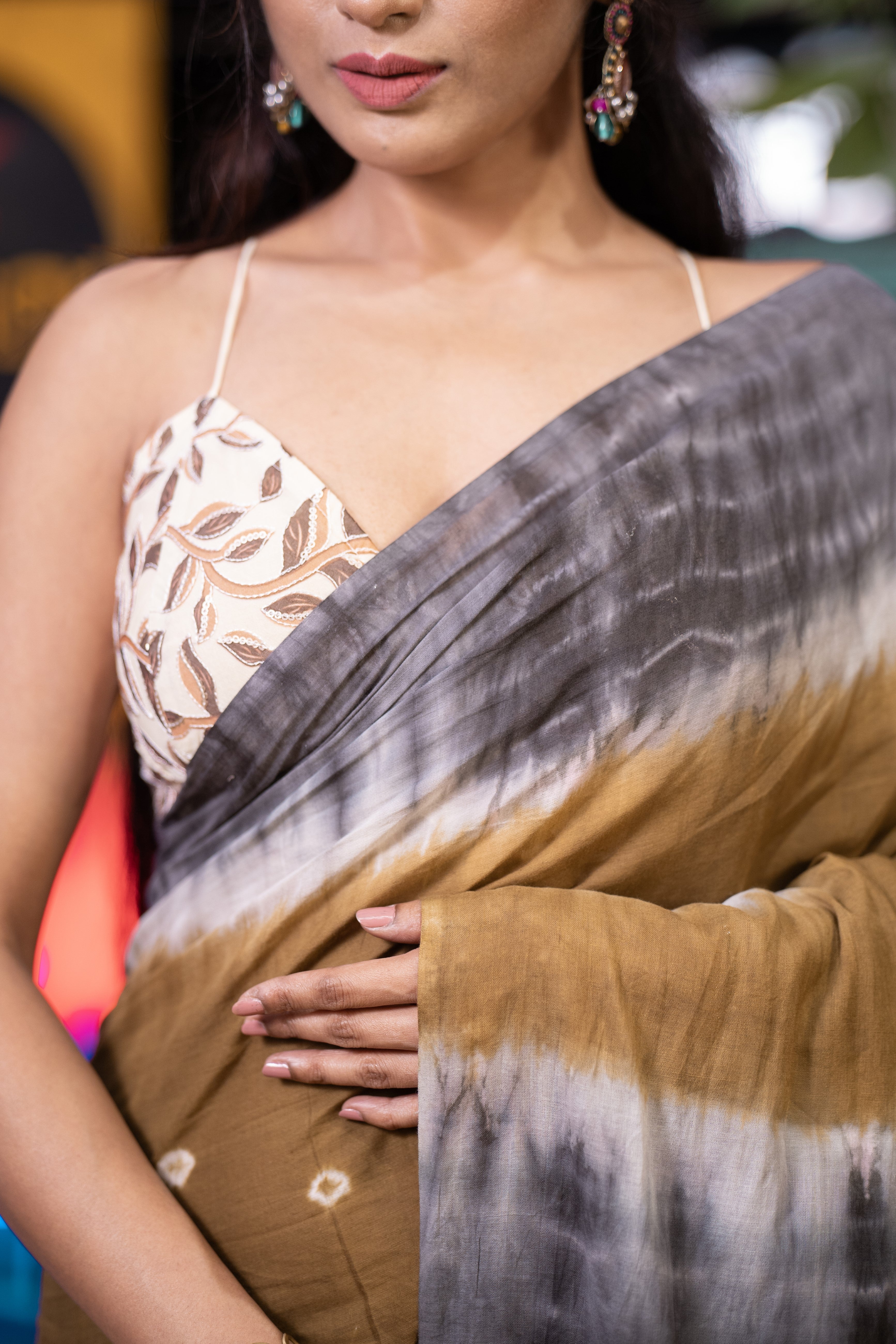 Bandhani Mulmul Cotton Saree- Ash brown