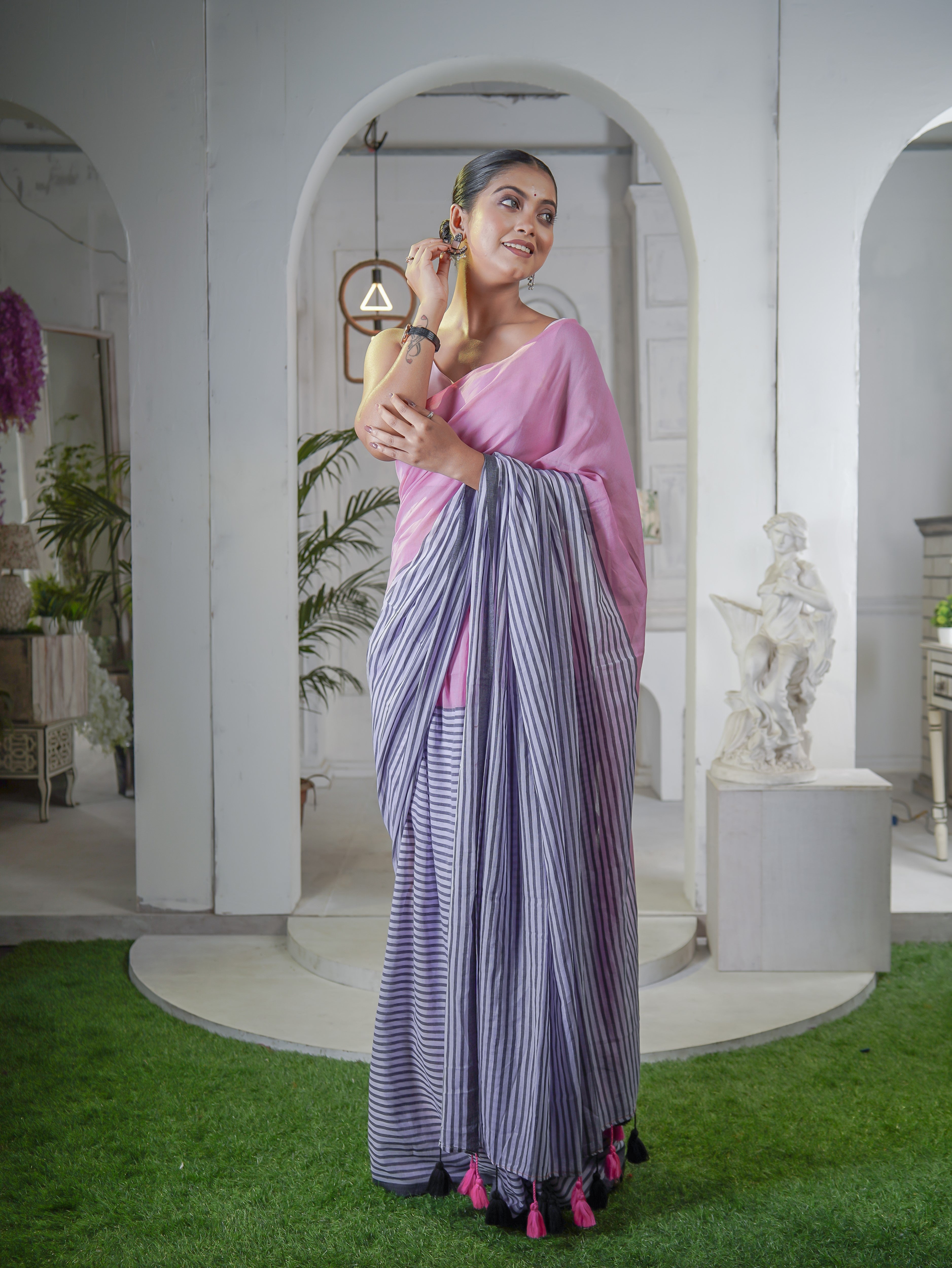 Baby Pink Half-half Check Mul Cotton Saree