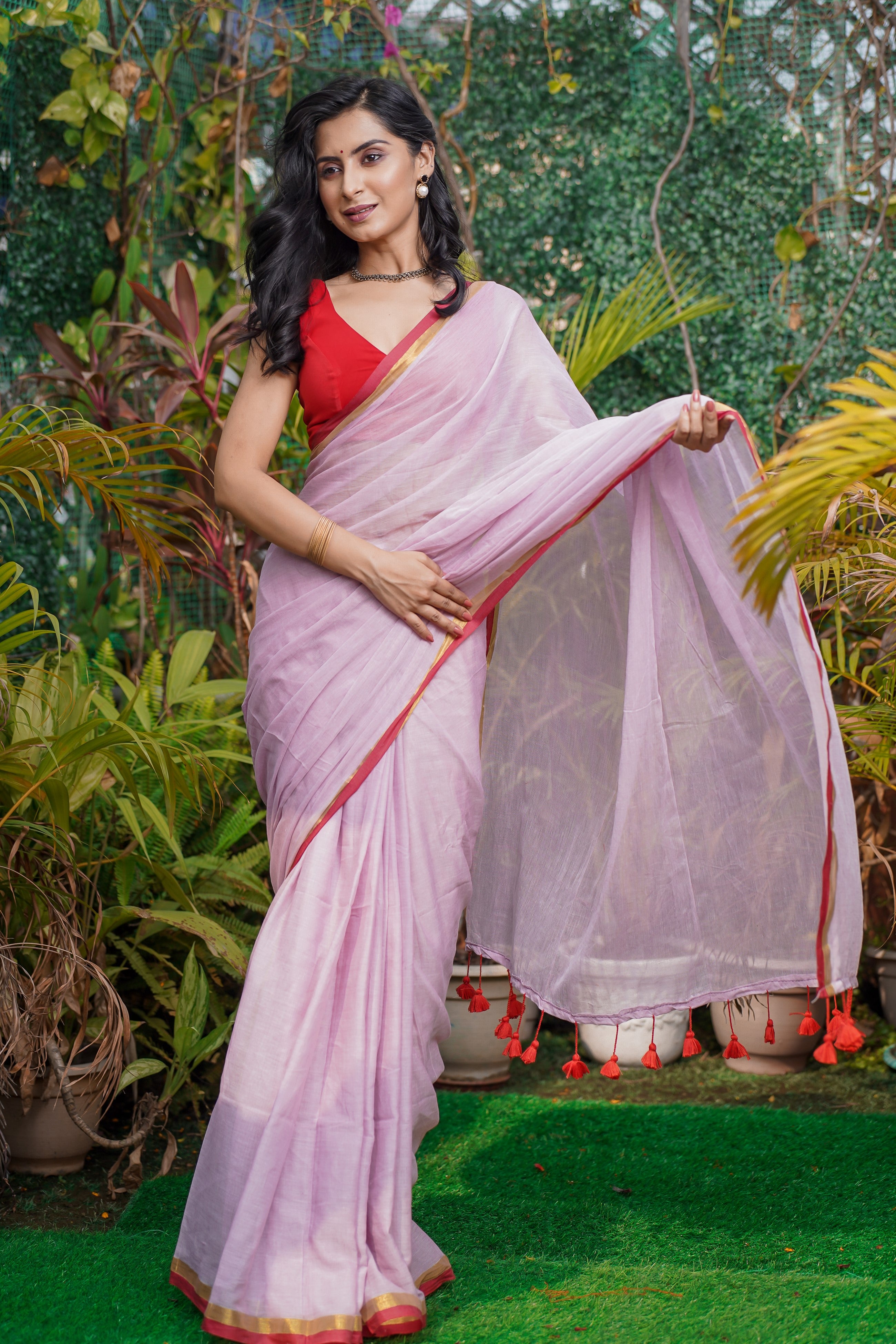 Baby Pink Mul Mul Cotton Saree With Red Golden Border