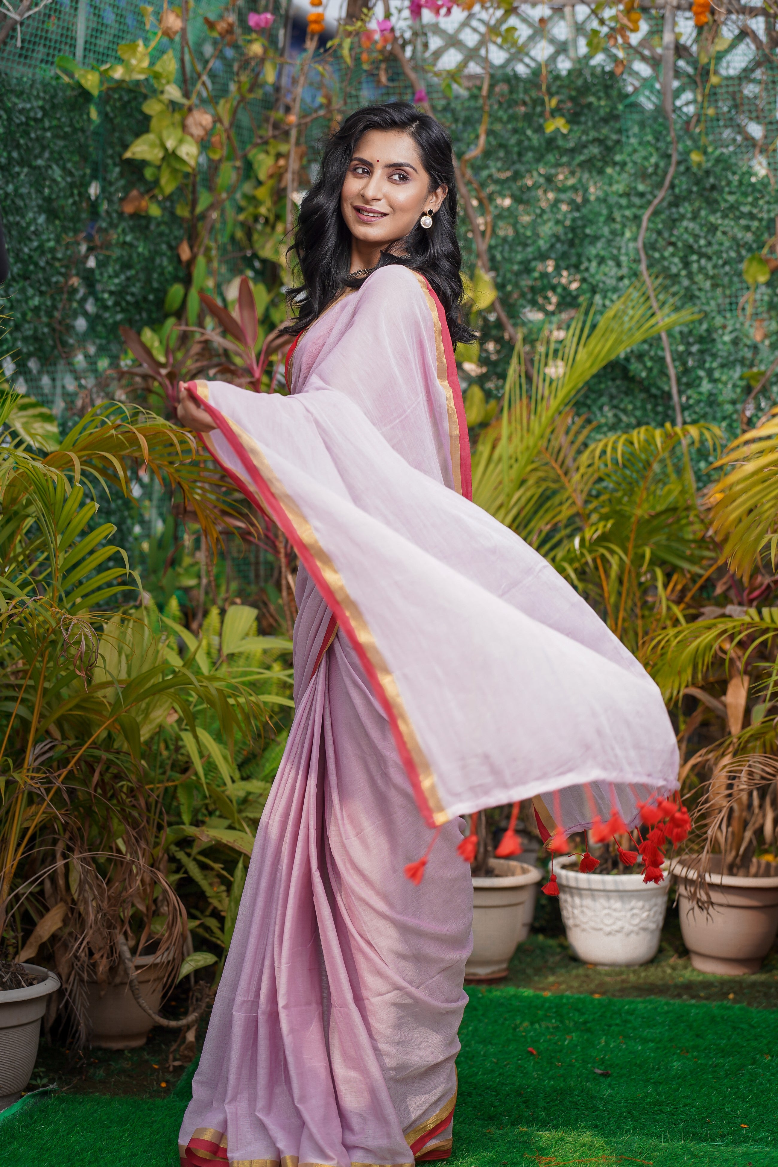 Baby Pink Mul Mul Cotton Saree With Red Golden Border
