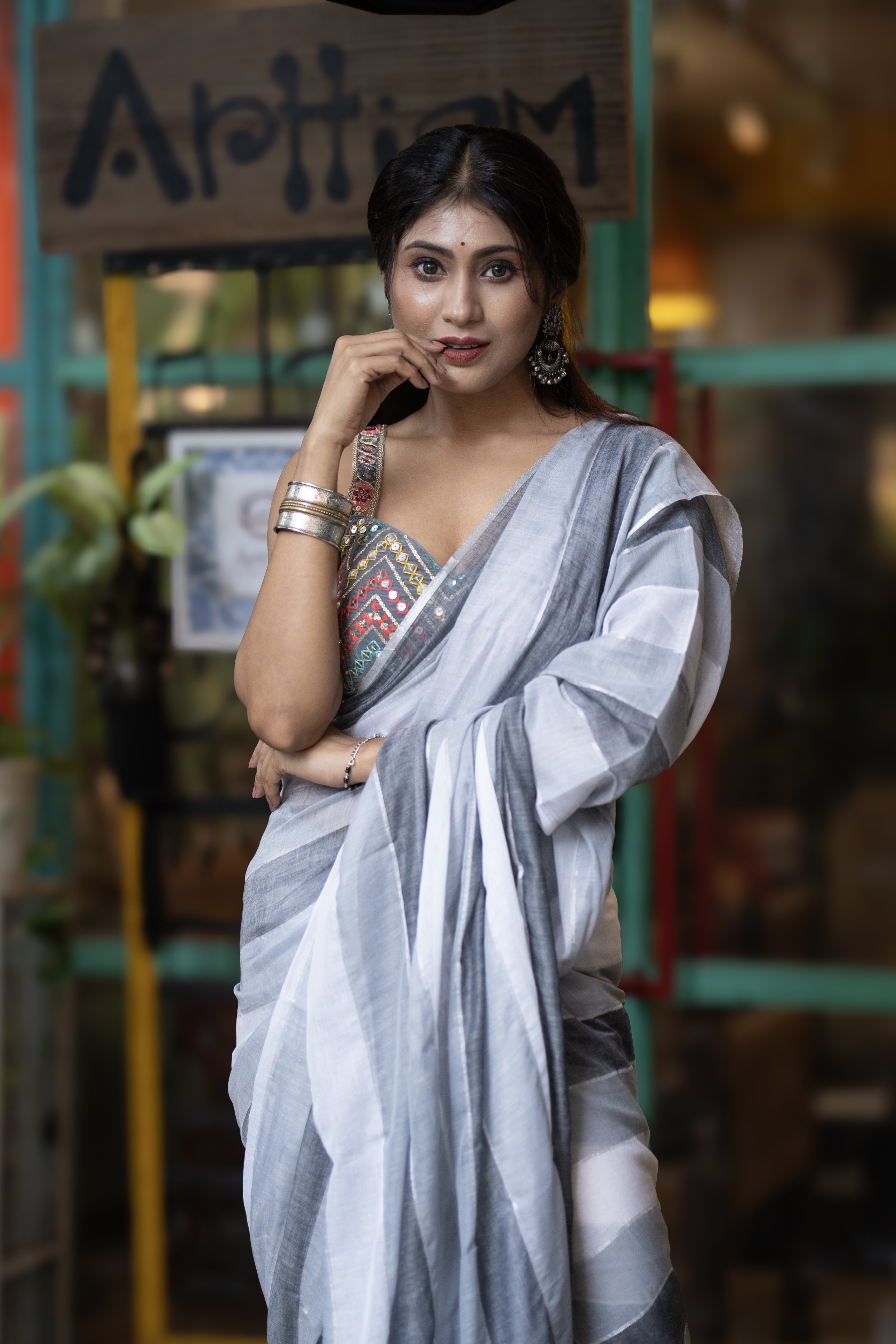 Check Mul Mul Cotton Saree - Grey and White