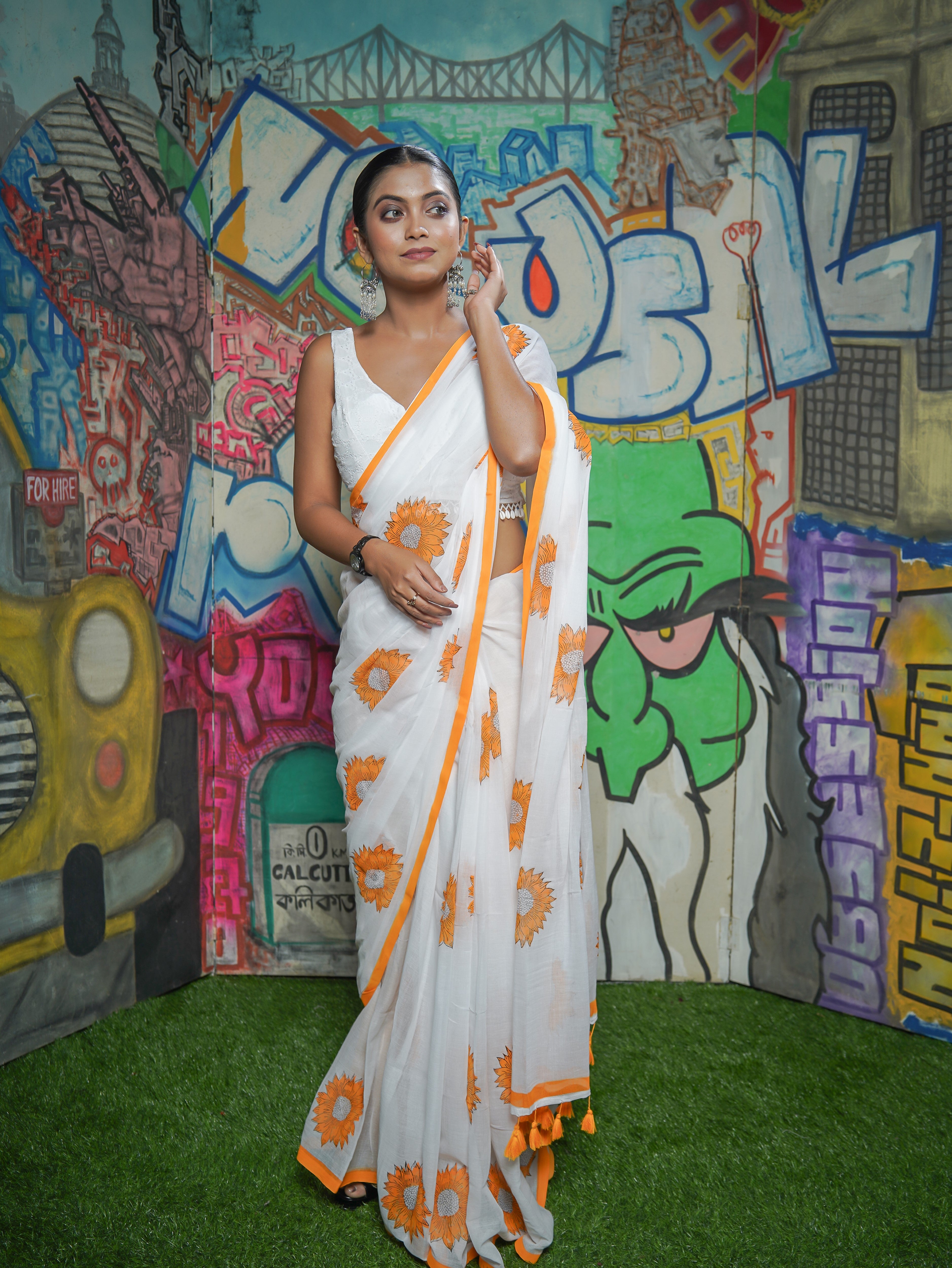 Hand-Printed Sunflower Mulmul Cotton Saree- White