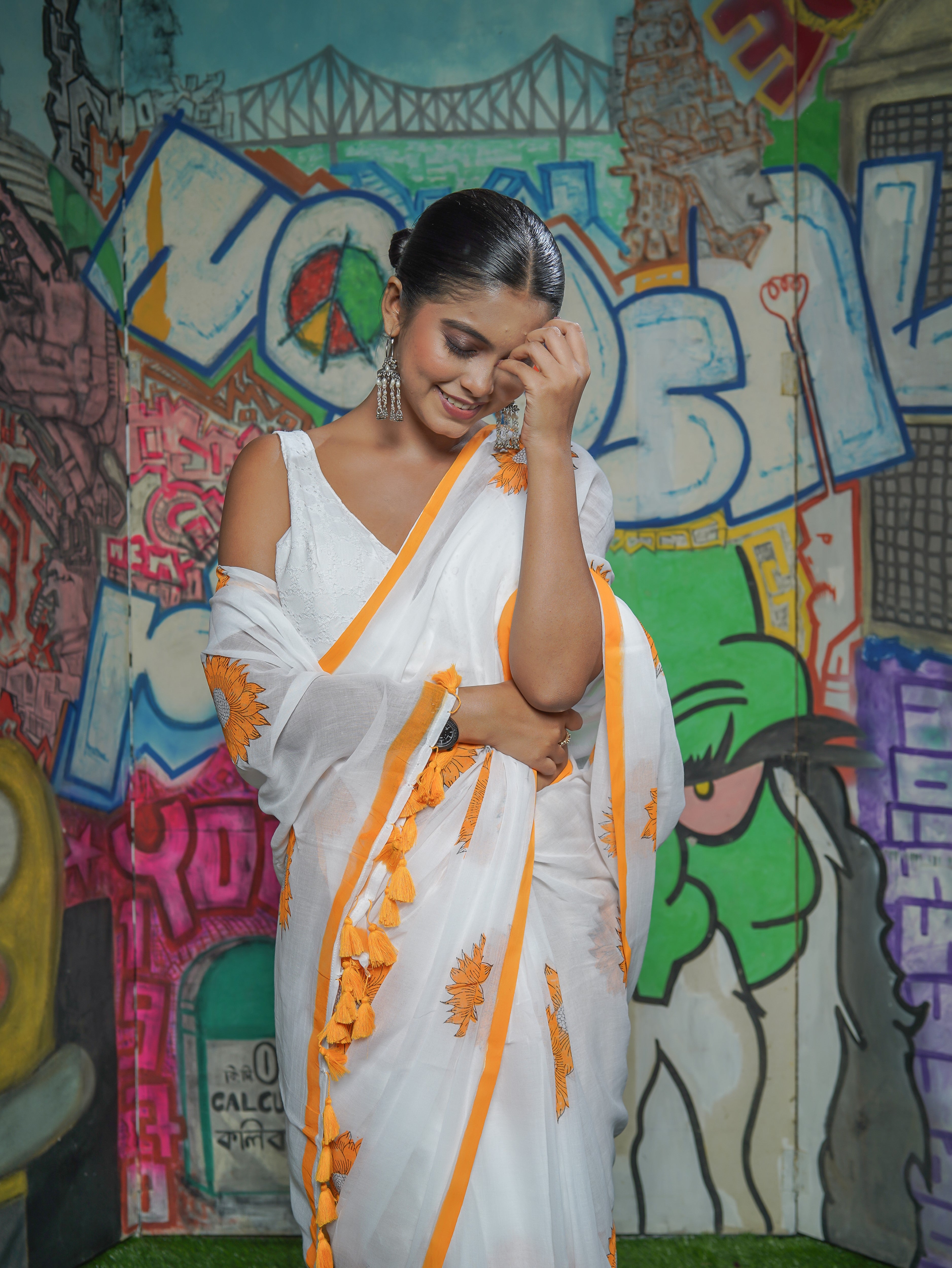 Hand-Printed Sunflower Mulmul Cotton Saree- White
