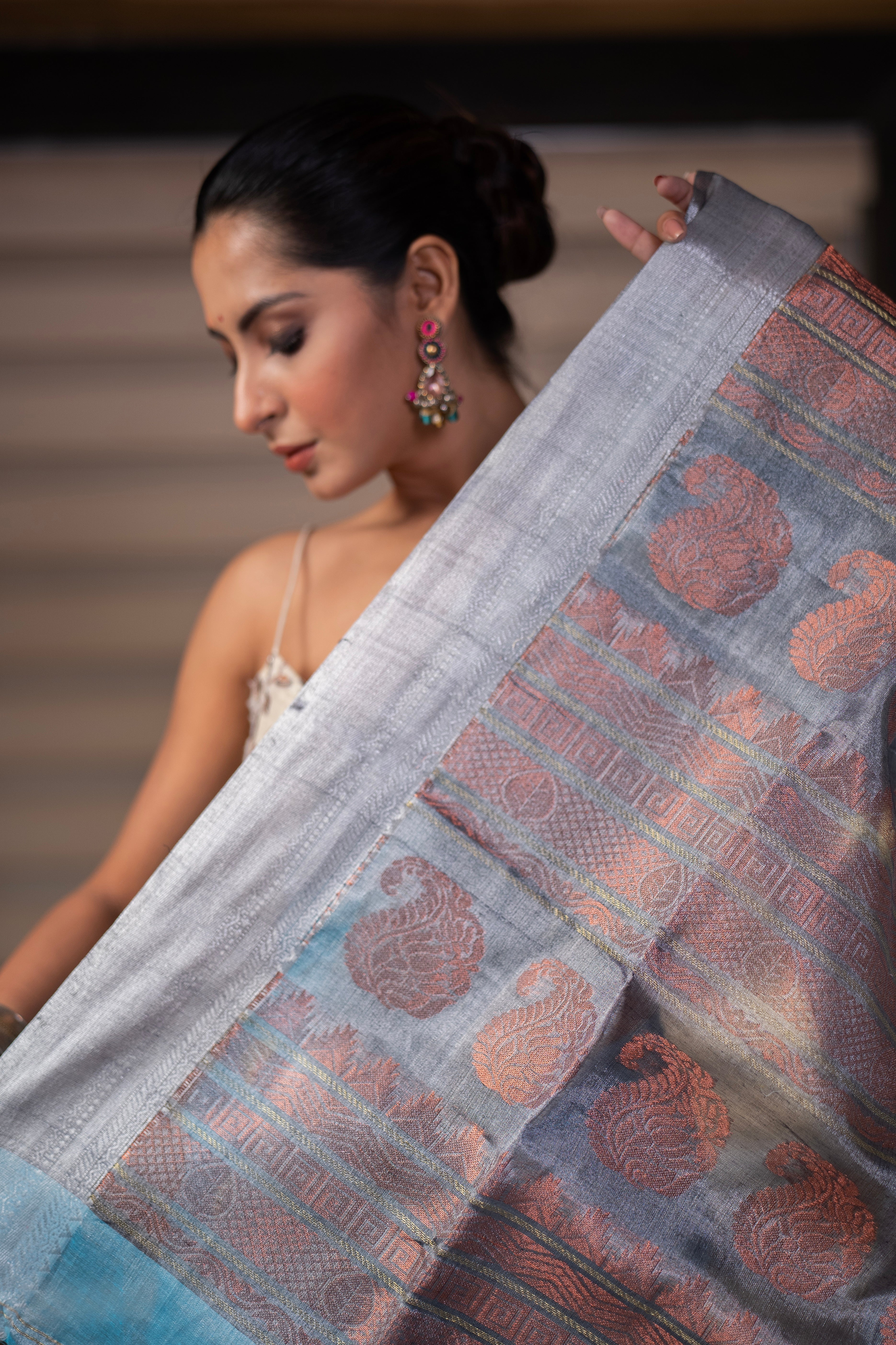 Metallic Cadet Blue Pure Tissue Linen Hand Woven Jamdani Saree