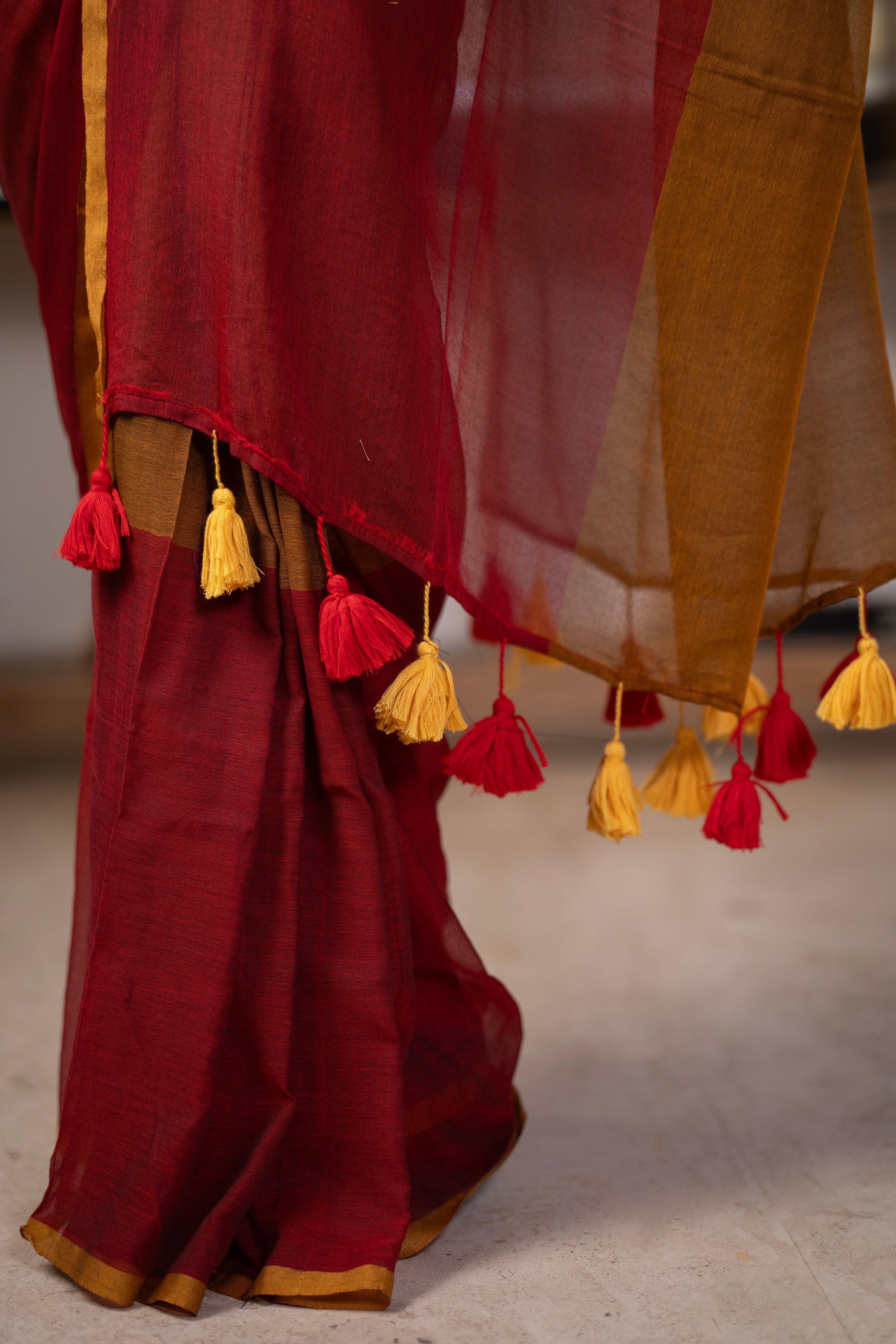 Maroon multicolour Mul Mul Cotton Saree