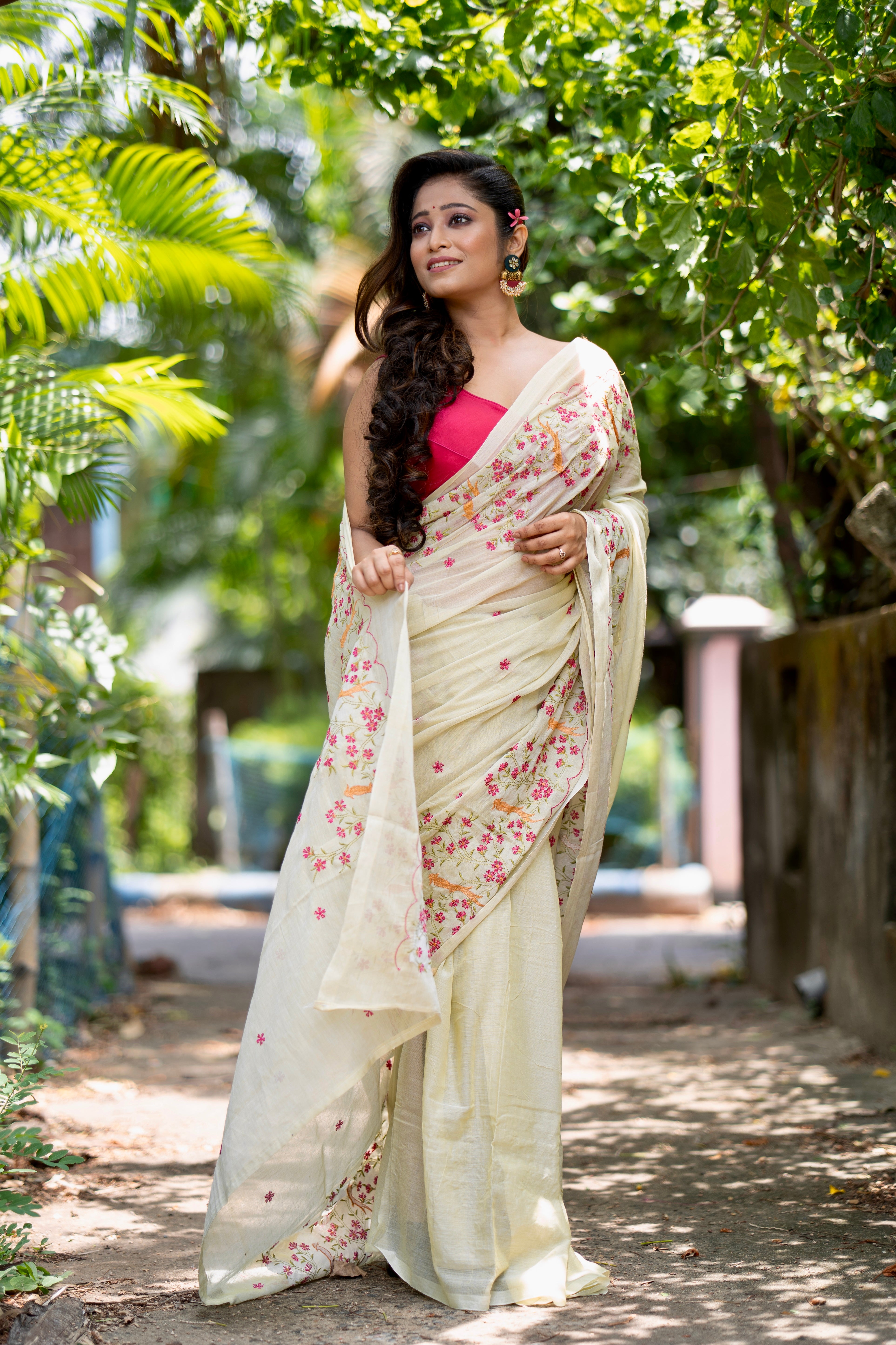 Mul Mul Cotton Embroidery Saree-Lime Green