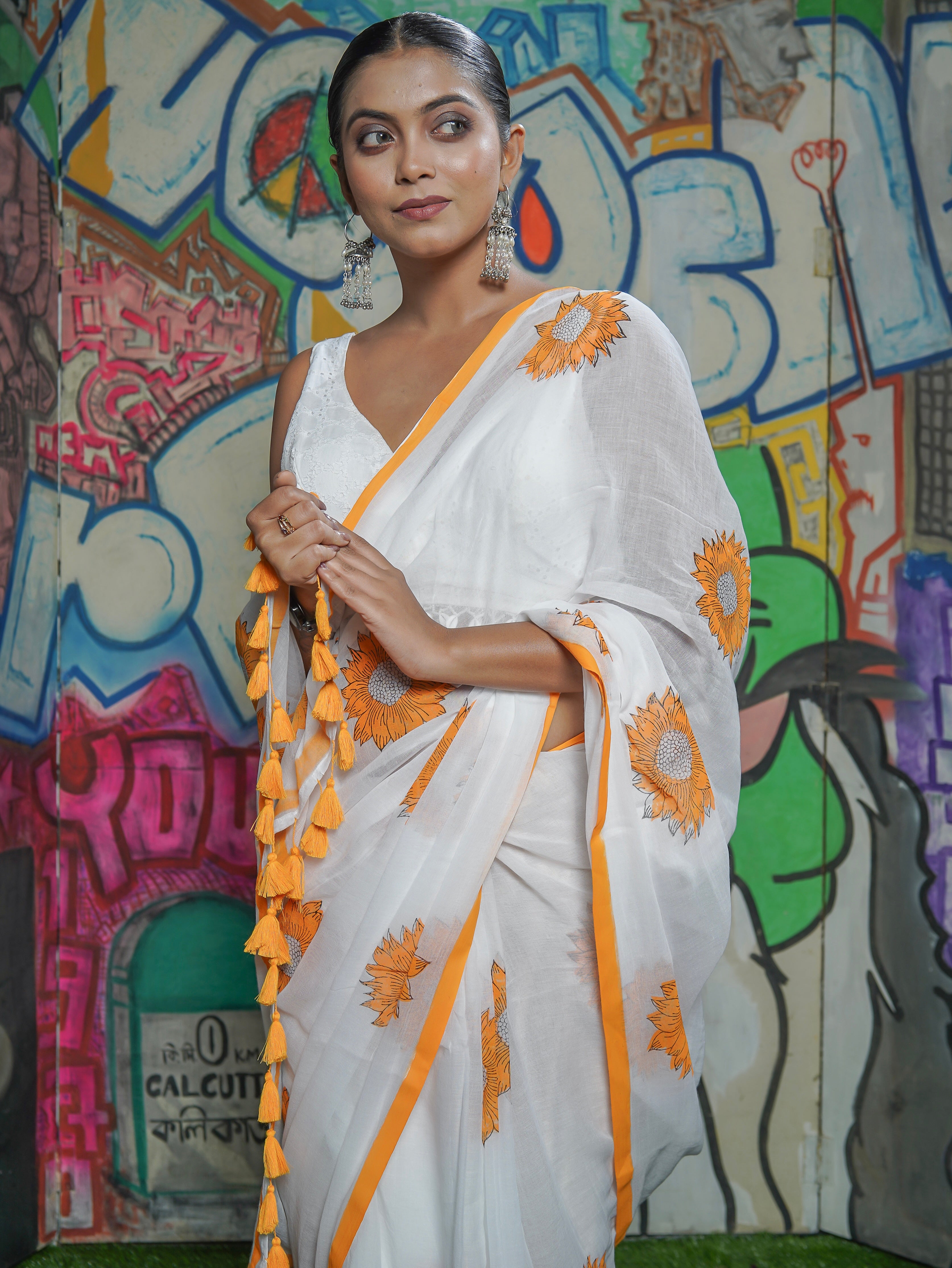 Hand-Printed Sunflower Mulmul Cotton Saree- White