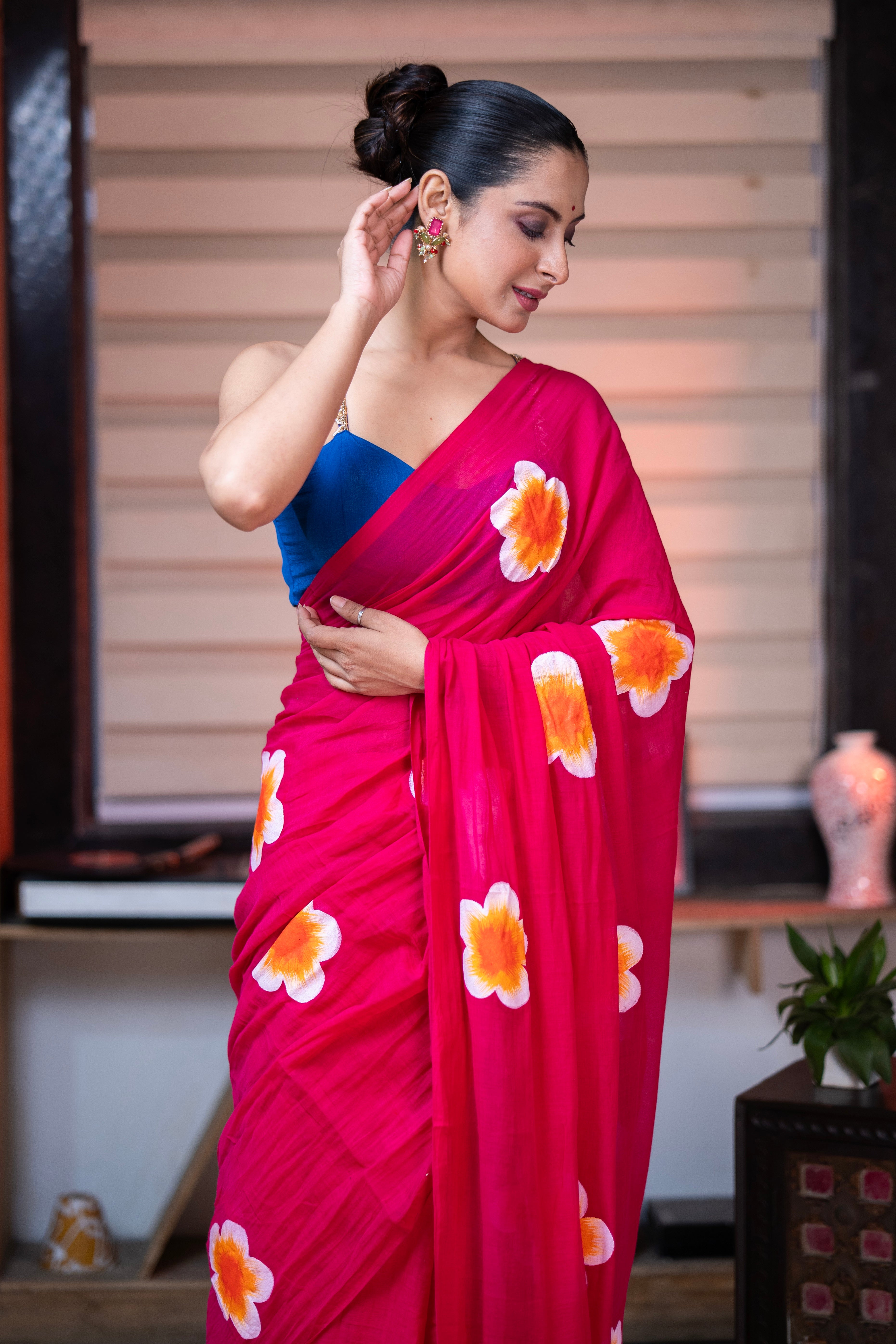 Hand-Printed Floral Mulmul Cotton Saree- Rani