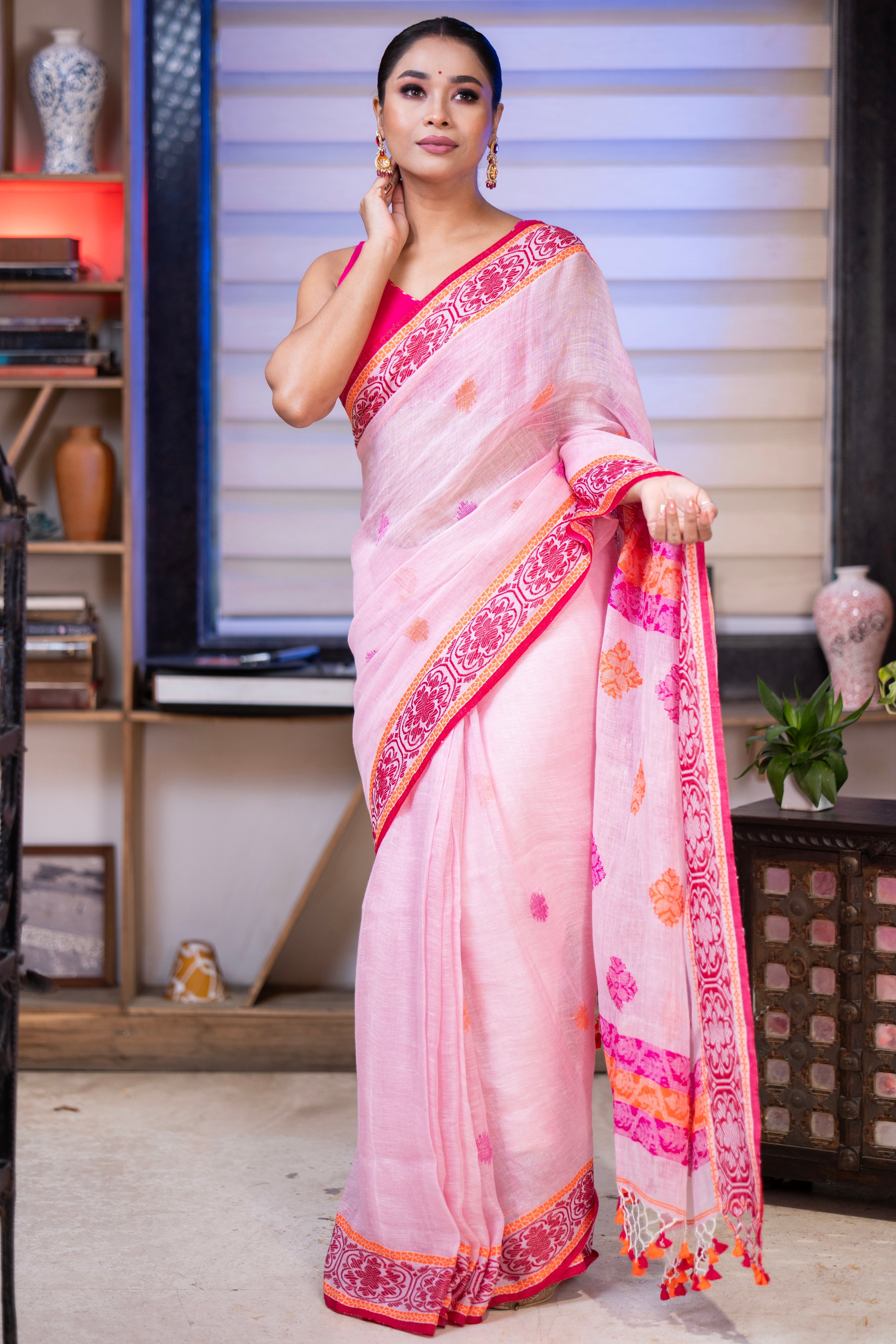 Baby Pink & Rani Linen Hand Woven Jamdani Saree