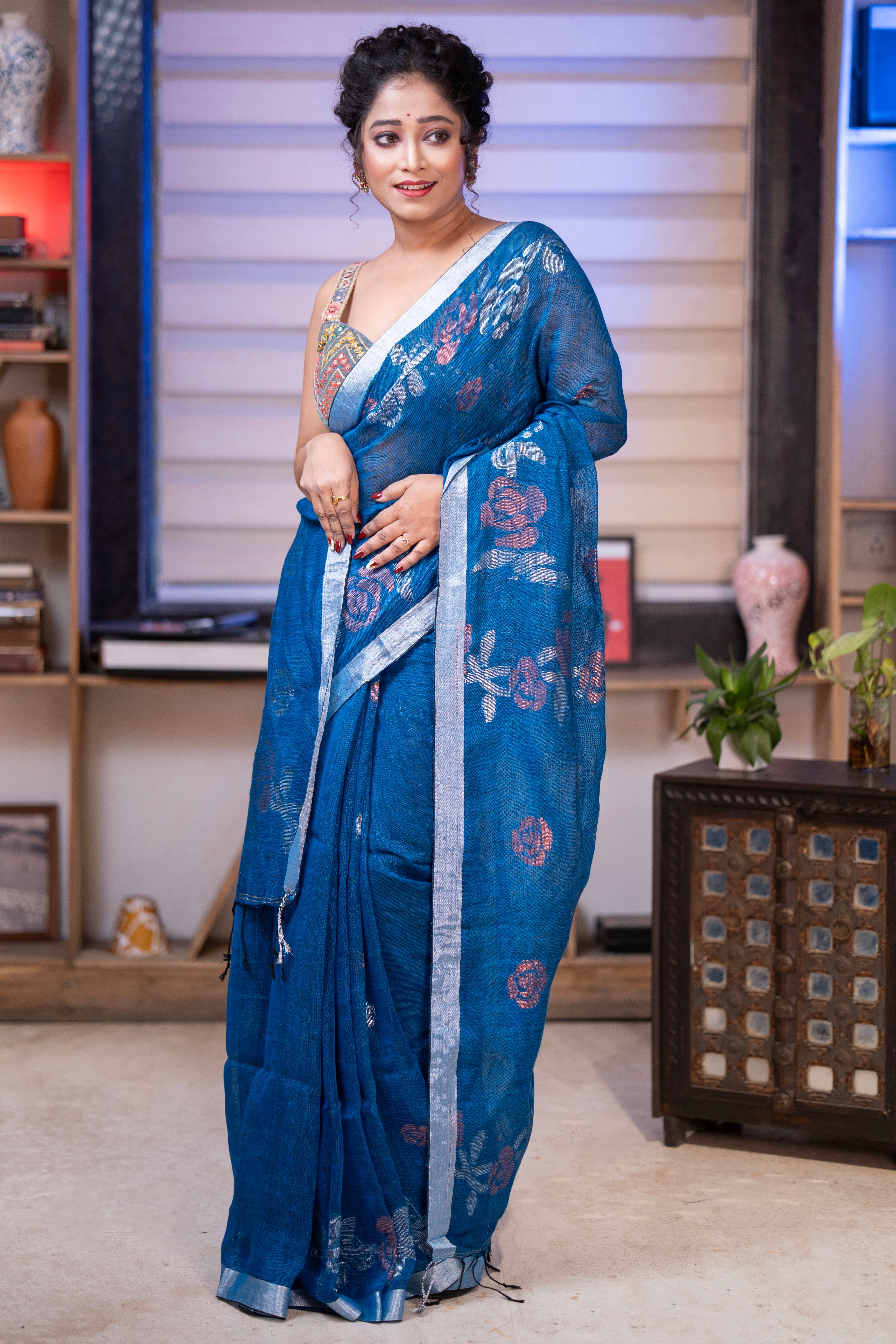 Blue Rose Linen Hand Woven Jamdani Saree