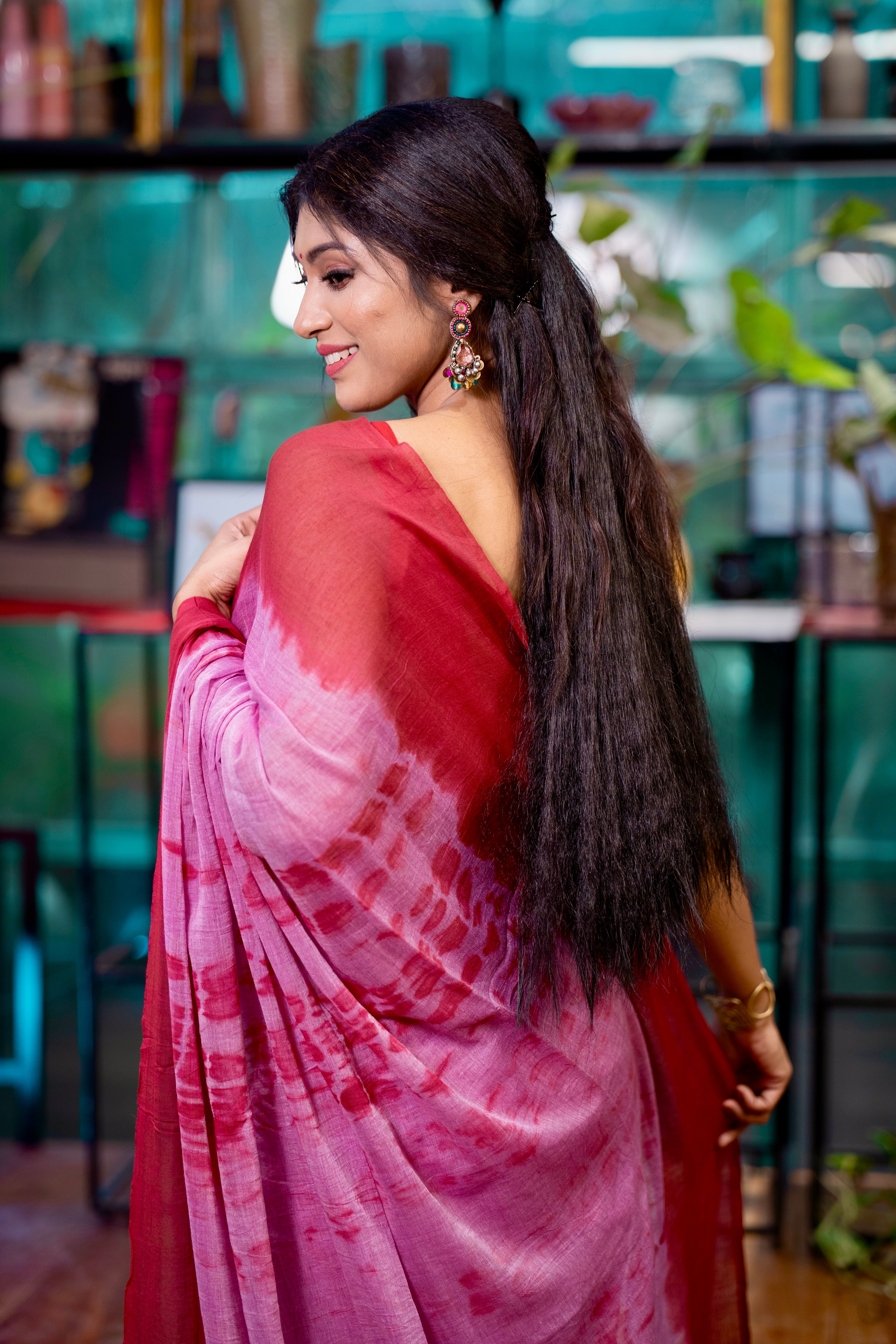 Shibori Print Mulmul Cotton Saree- Maroon and Pink