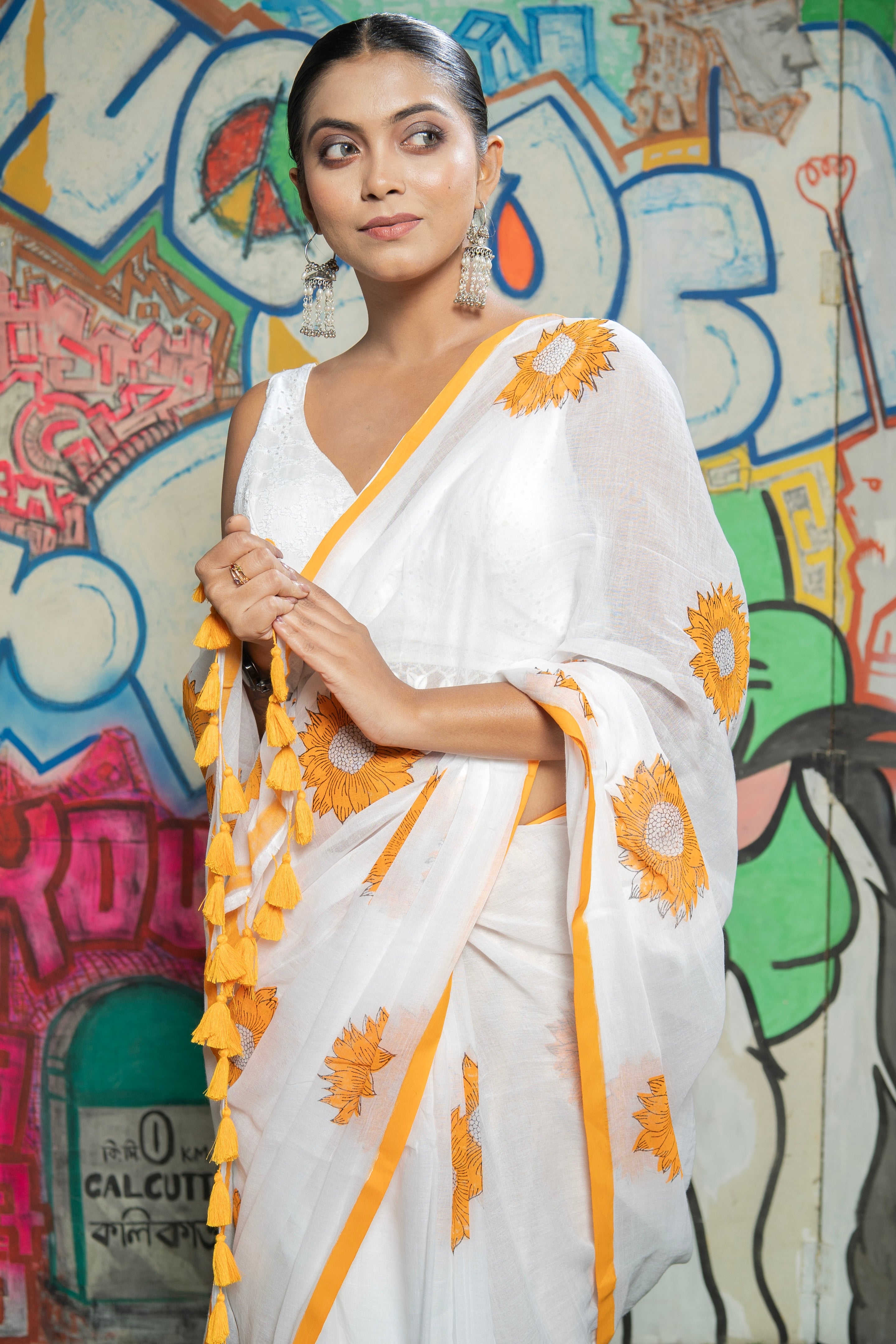 Hand-Printed Sunflower Mulmul Cotton Saree- White