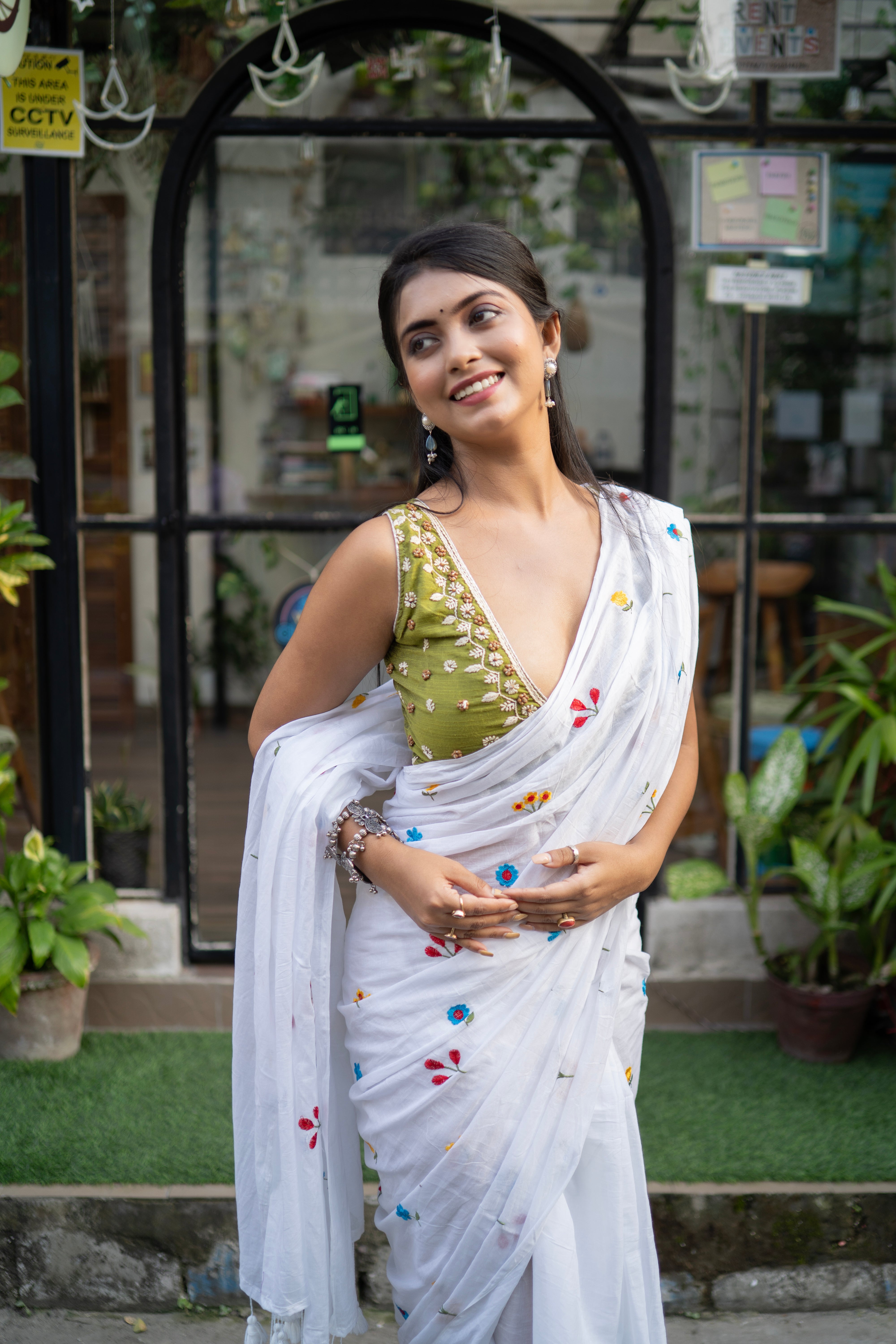 White Embroidered Mul Mul Cotton Saree