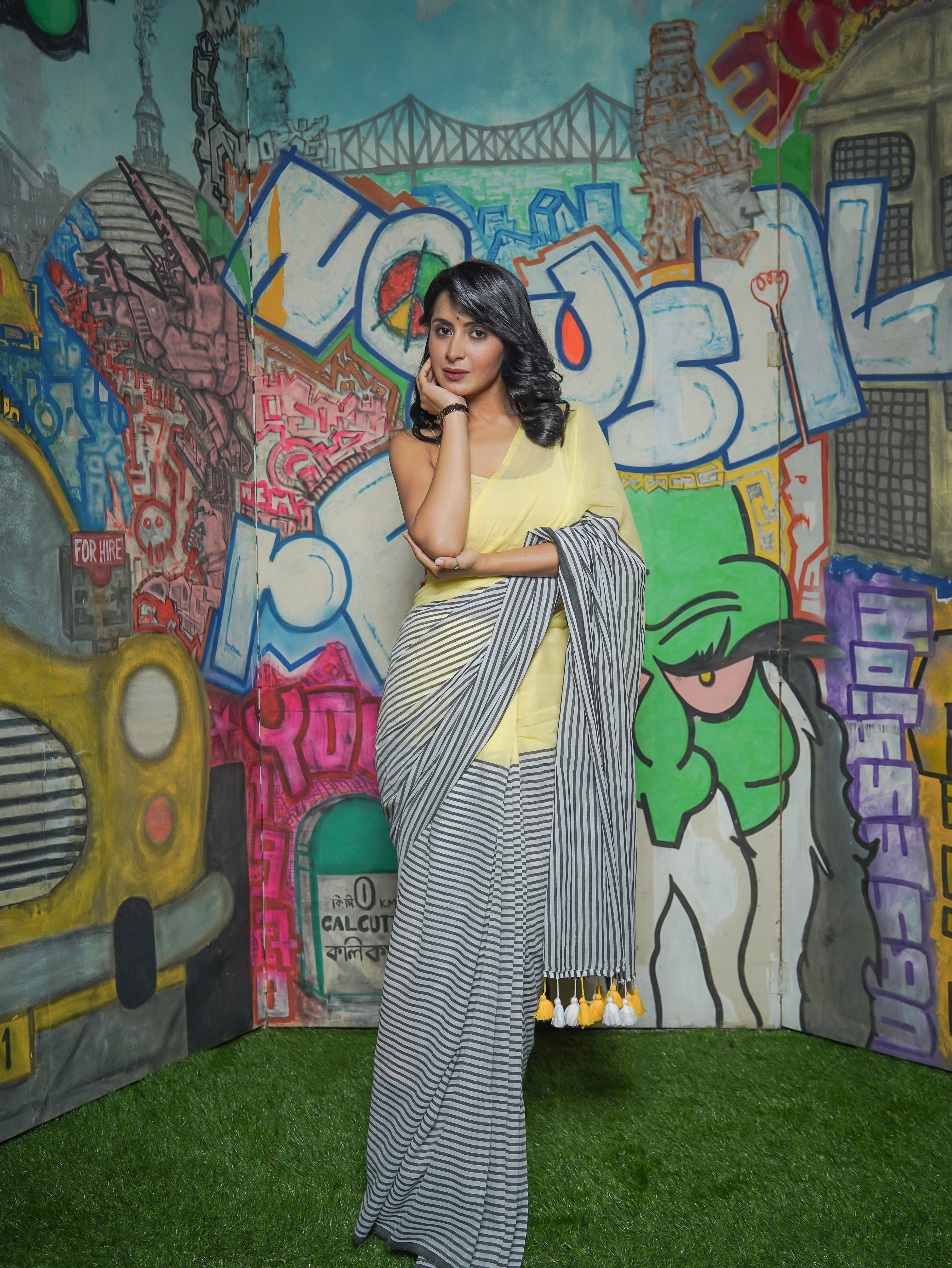Light Yellow Half-half Check Mul Cotton Saree
