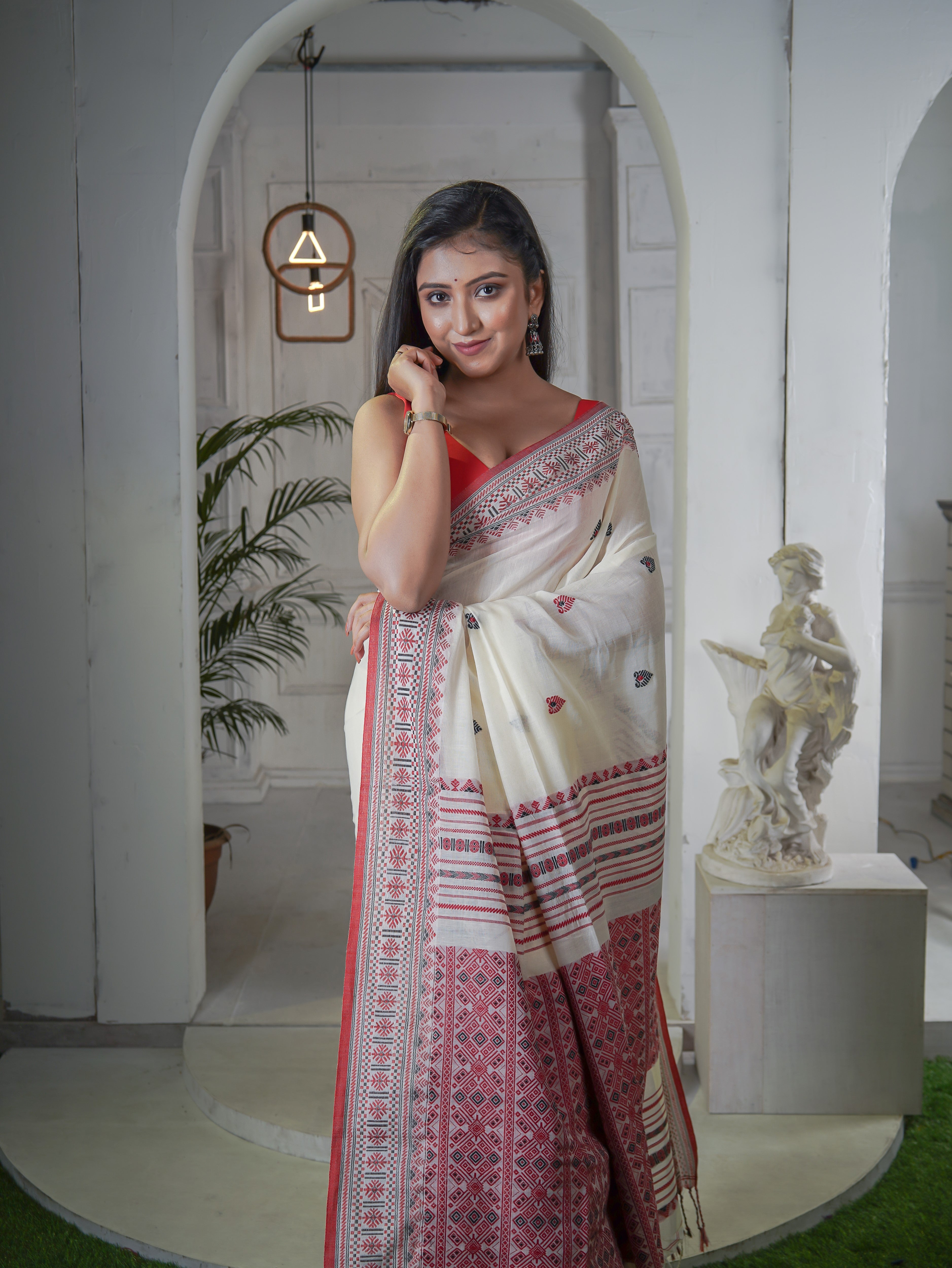 Pure Masrise Cotton Hand Weaving Buti Saree-Off White