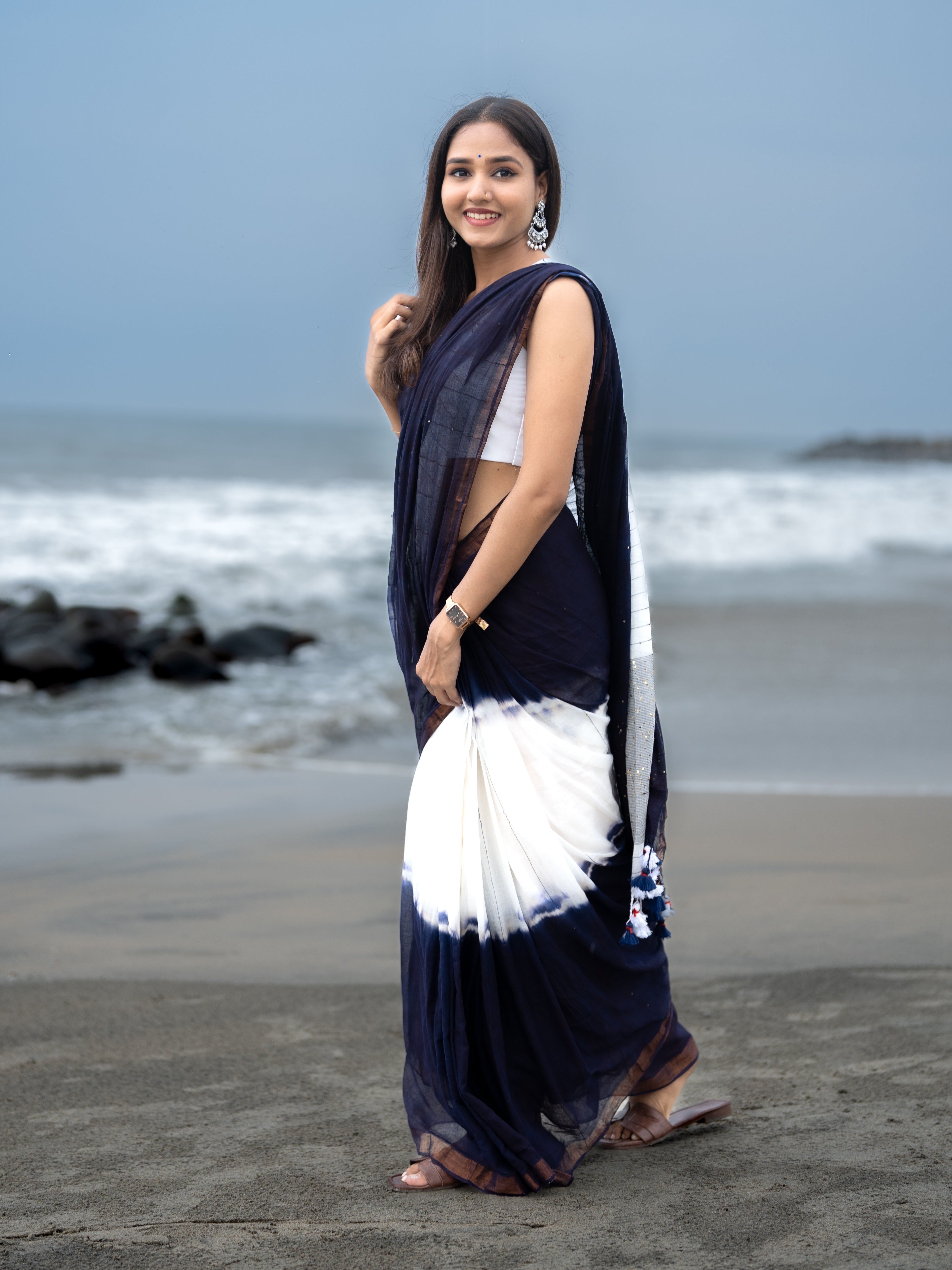 Rang Bahari Sequence Work Pure Mul Cotton Saree-Blue White