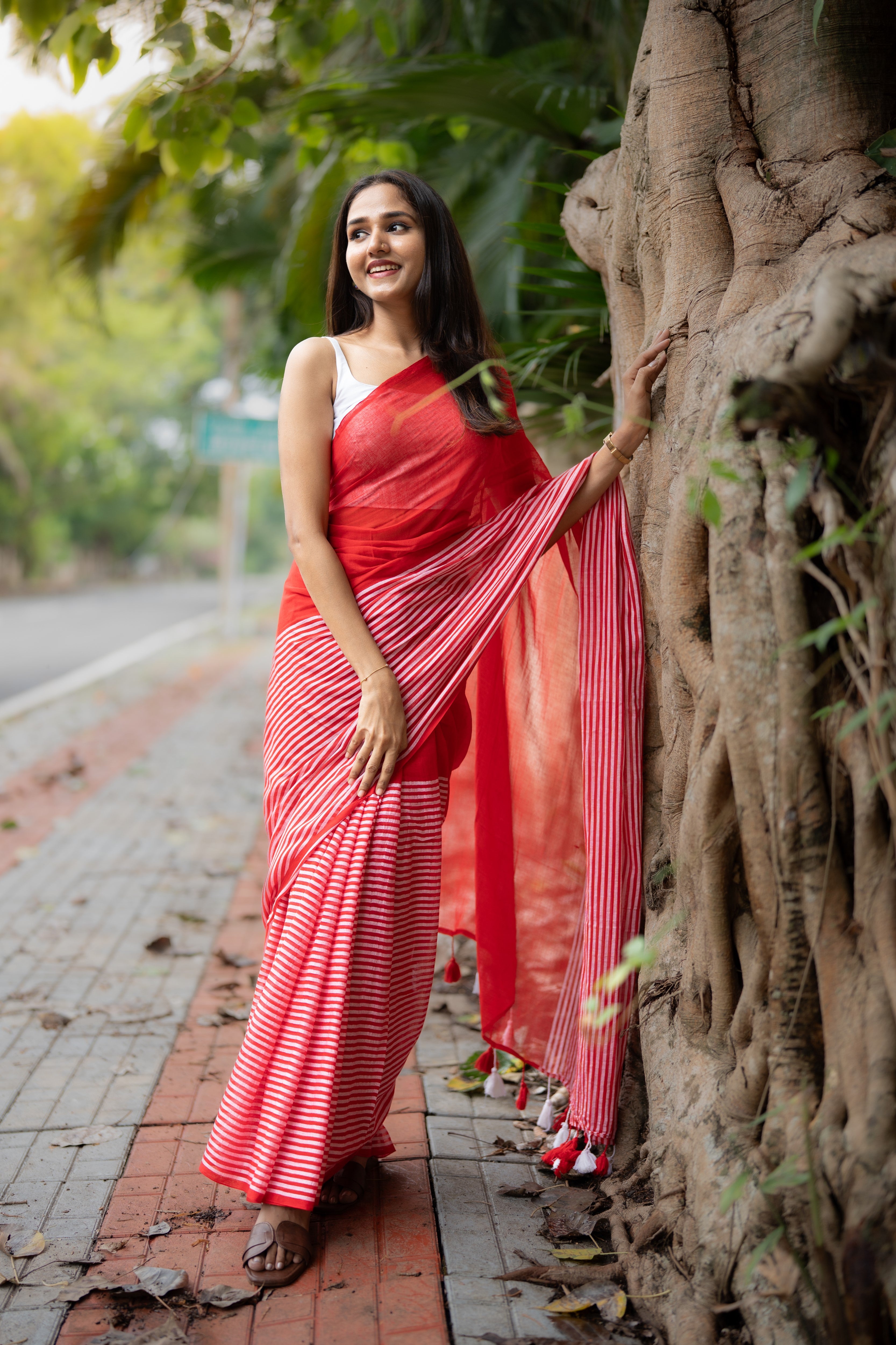 Red Half-Half Check Mul Cotton Saree