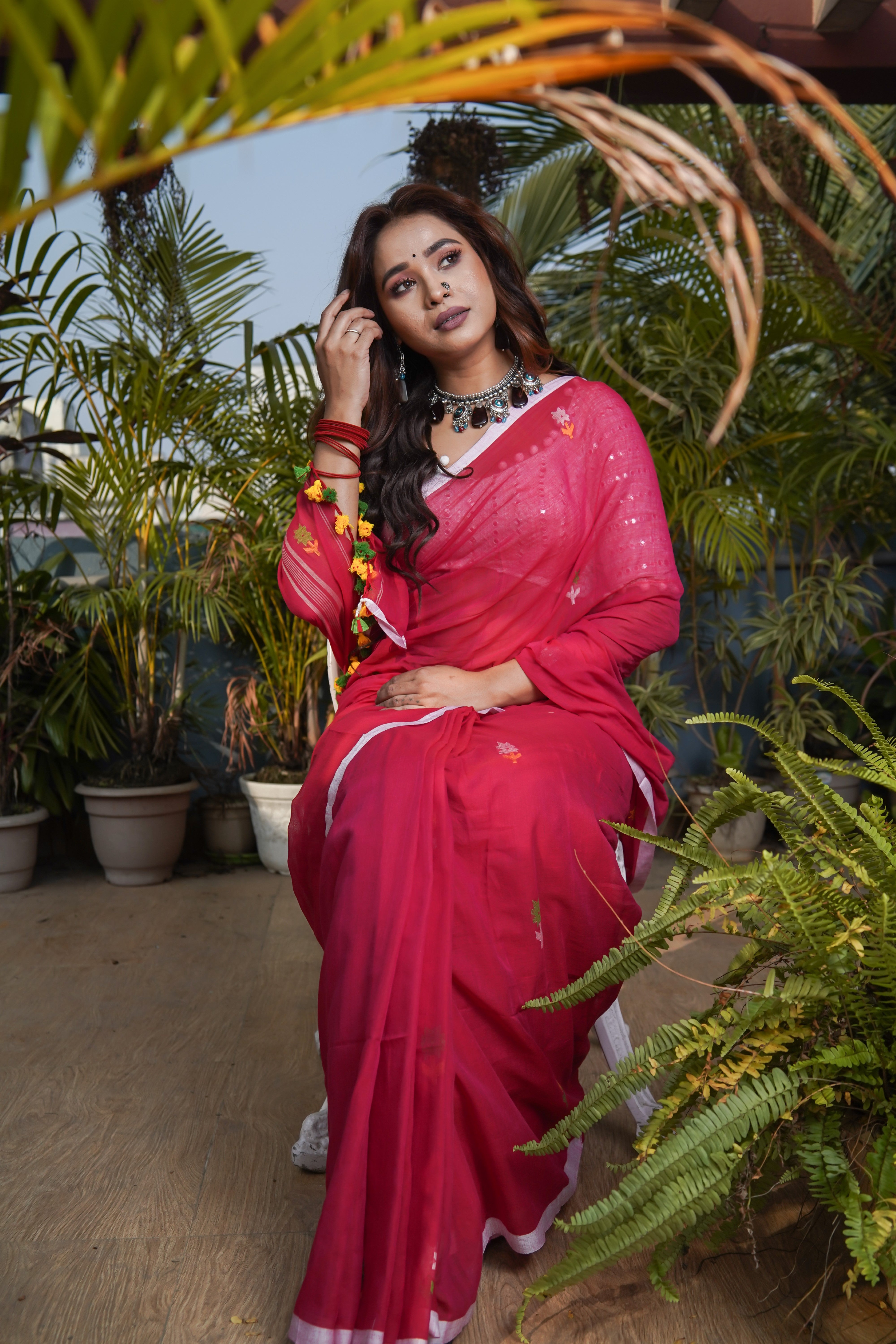 Red Hand Weaving Mul Mul Cotton Saree
