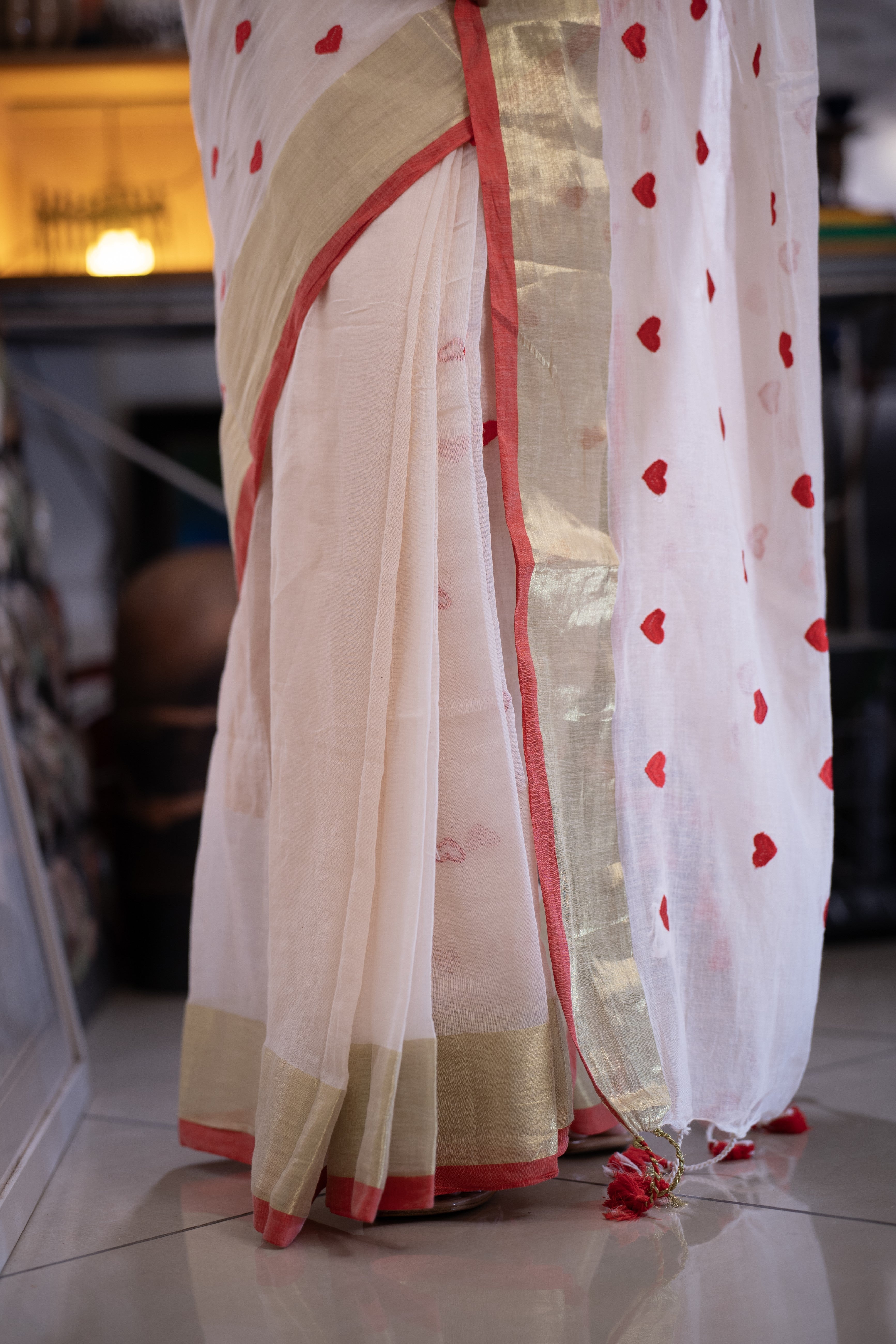 Love embroidery Pure Mulmul Cotton Saree- Red