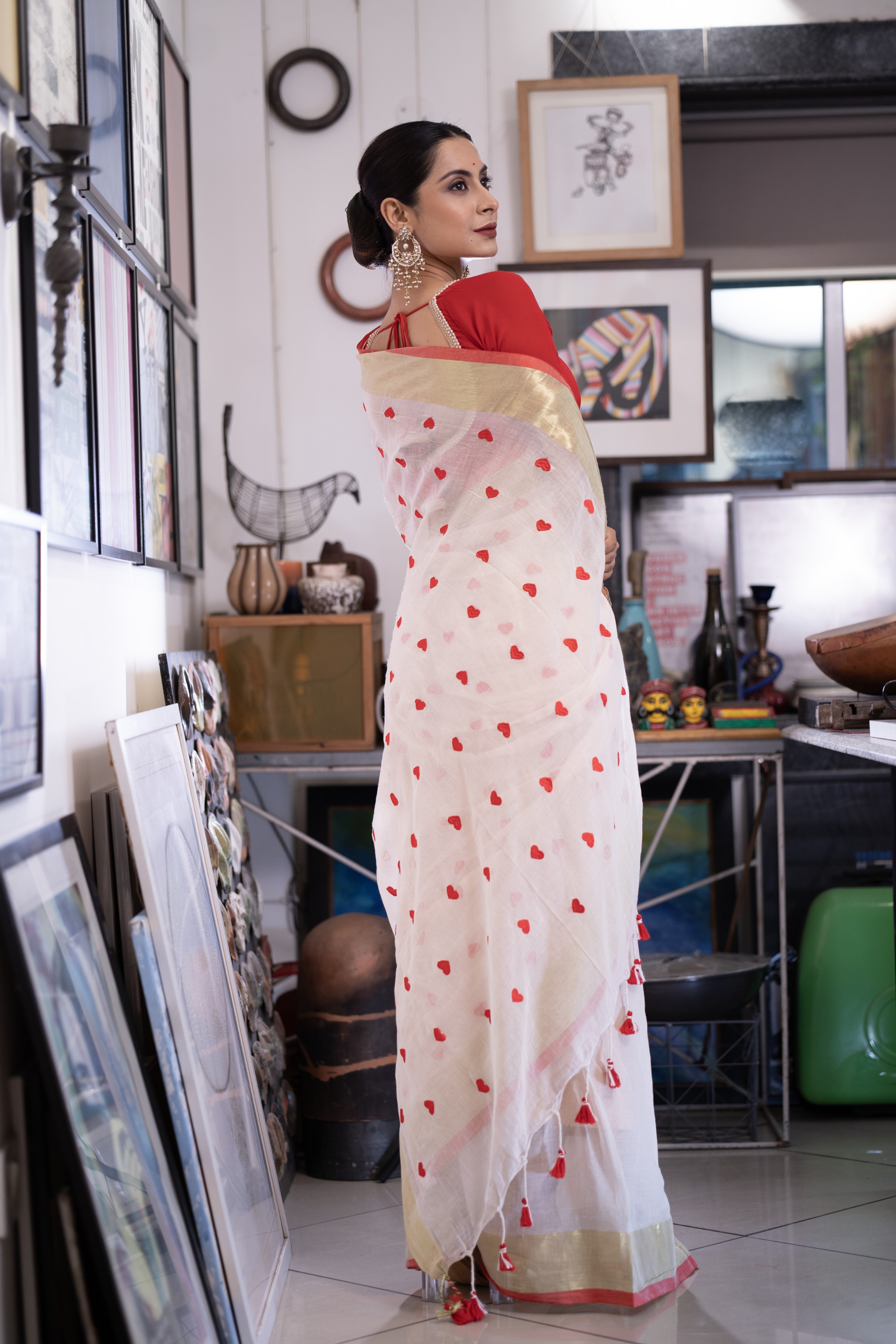 Love embroidery Pure Mulmul Cotton Saree-cream