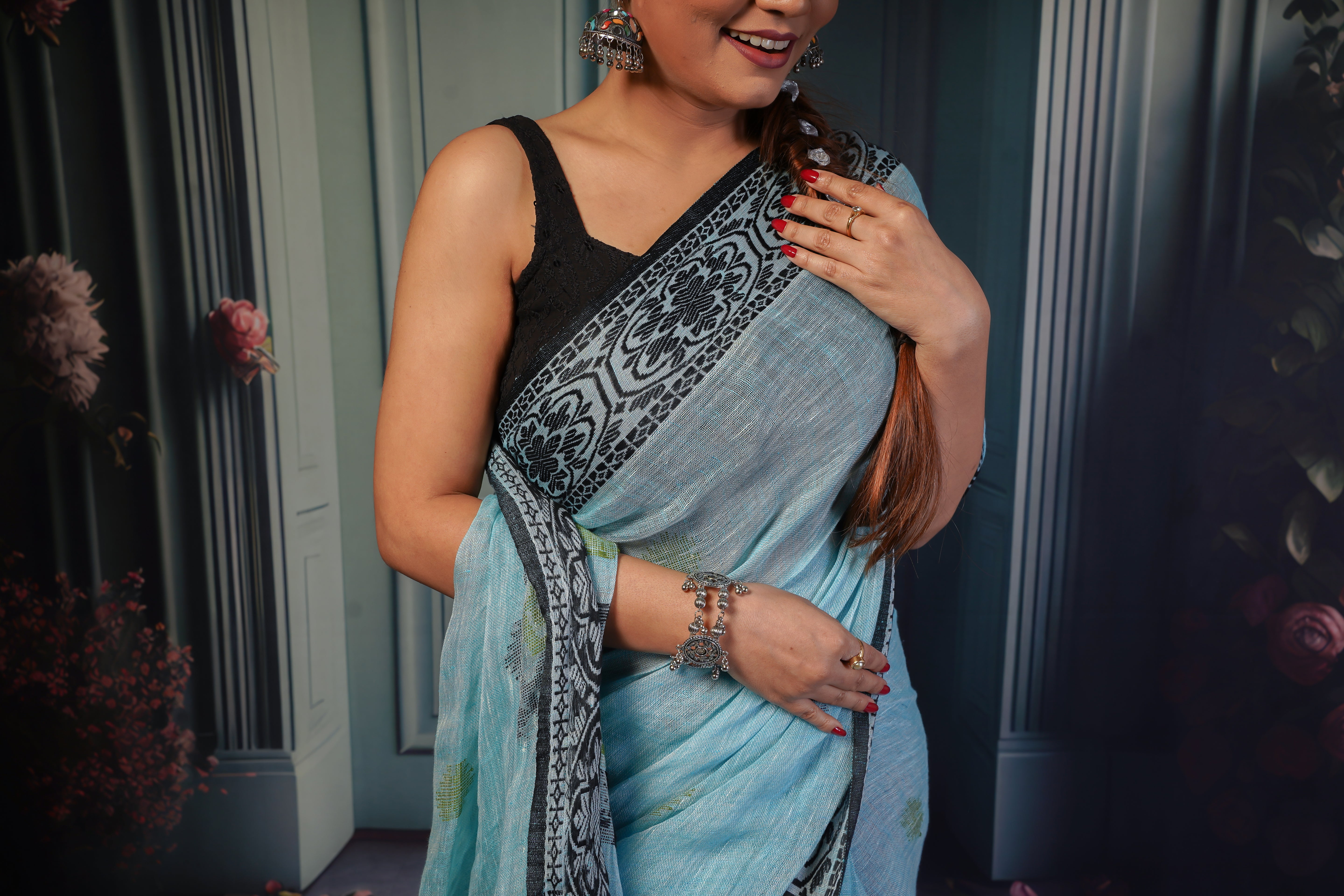 Sky Blue & Black Linen Woven Jamdani Saree