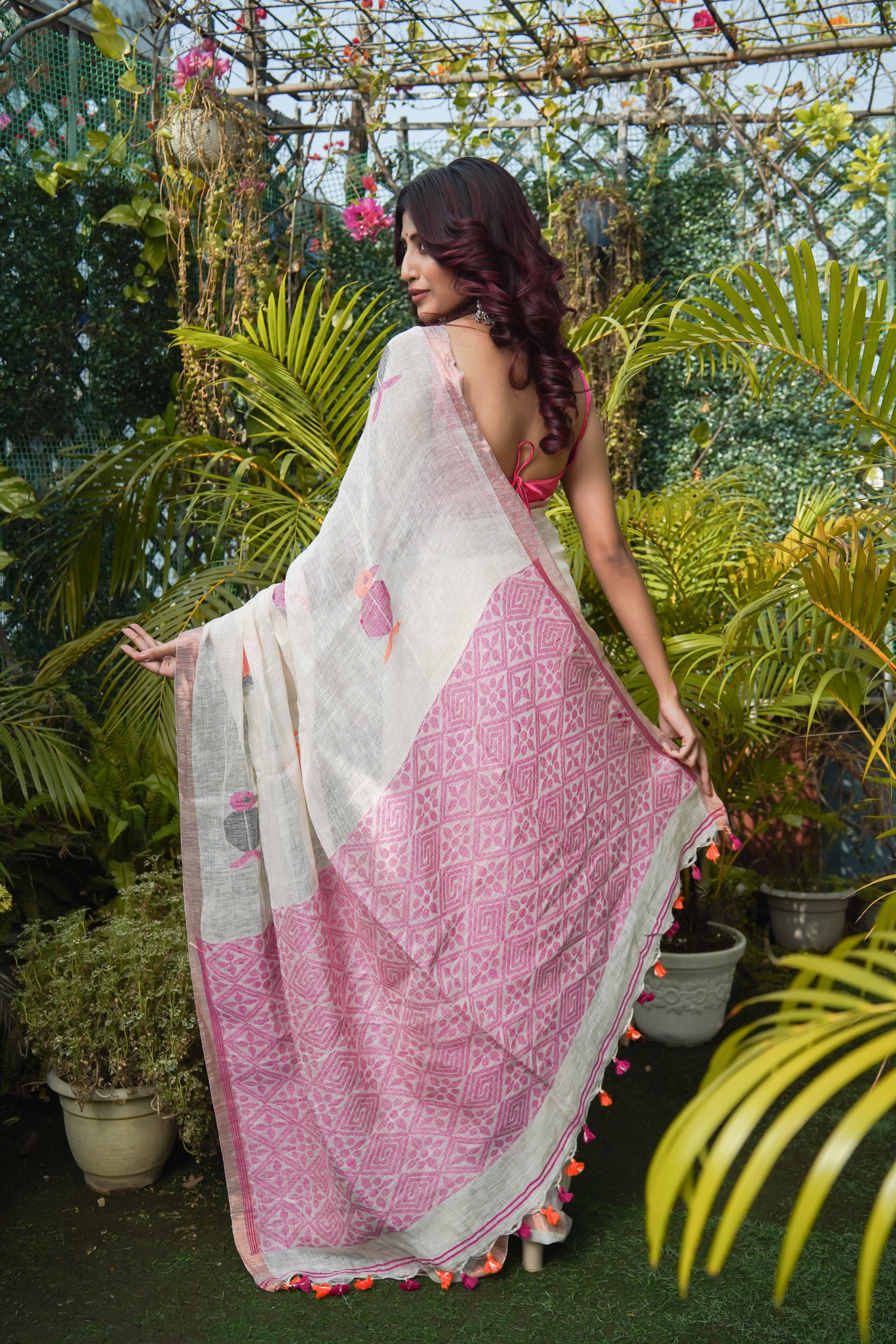Handwoven White Linen Jamdani Saree with Penguin Animal Print