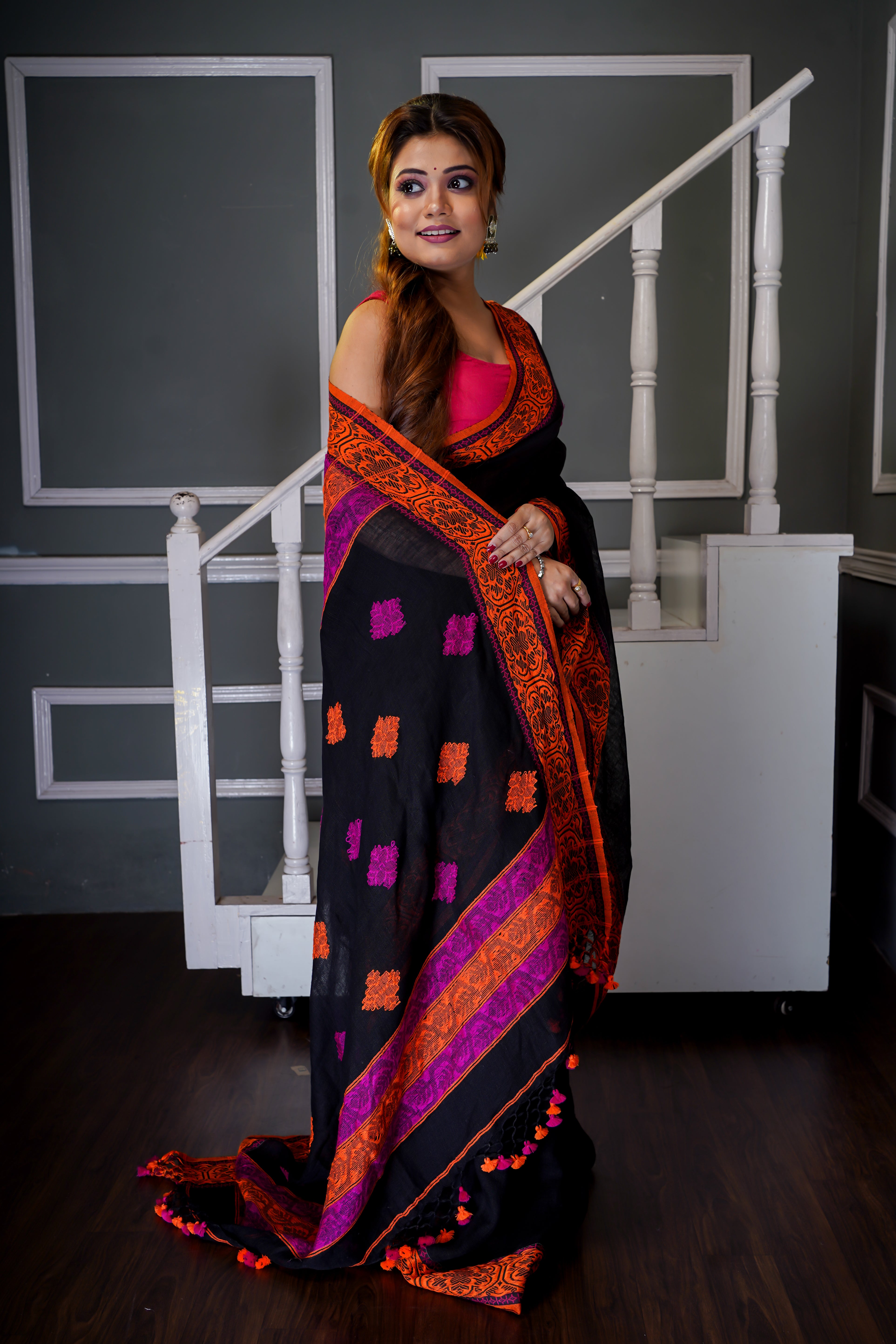 Black & Orange Linen Hand Woven Jamdani Saree