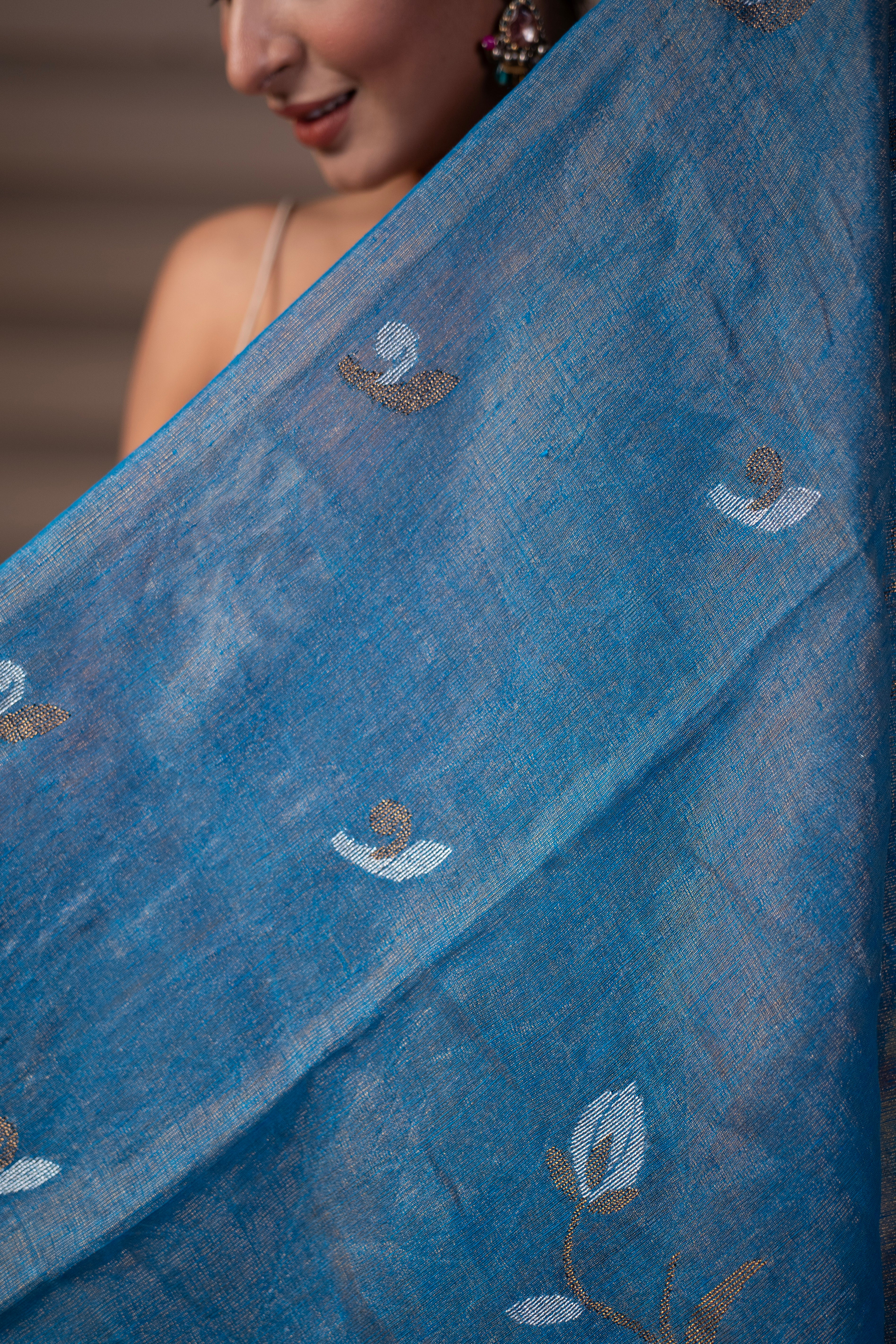 Blue Pure Tissue Linen Handwoven Tulip Saree