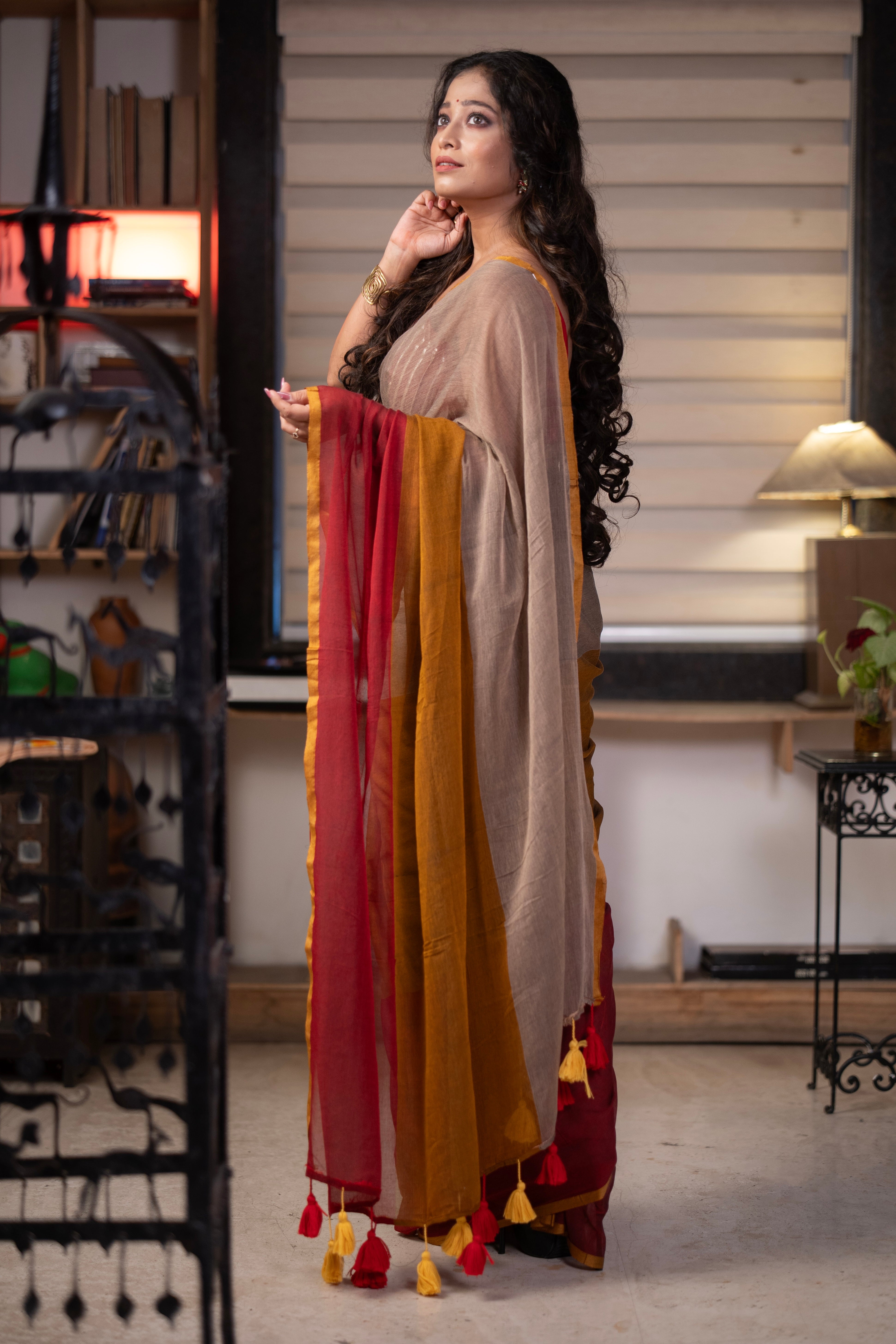 Maroon multicolour Mul Mul Cotton Saree