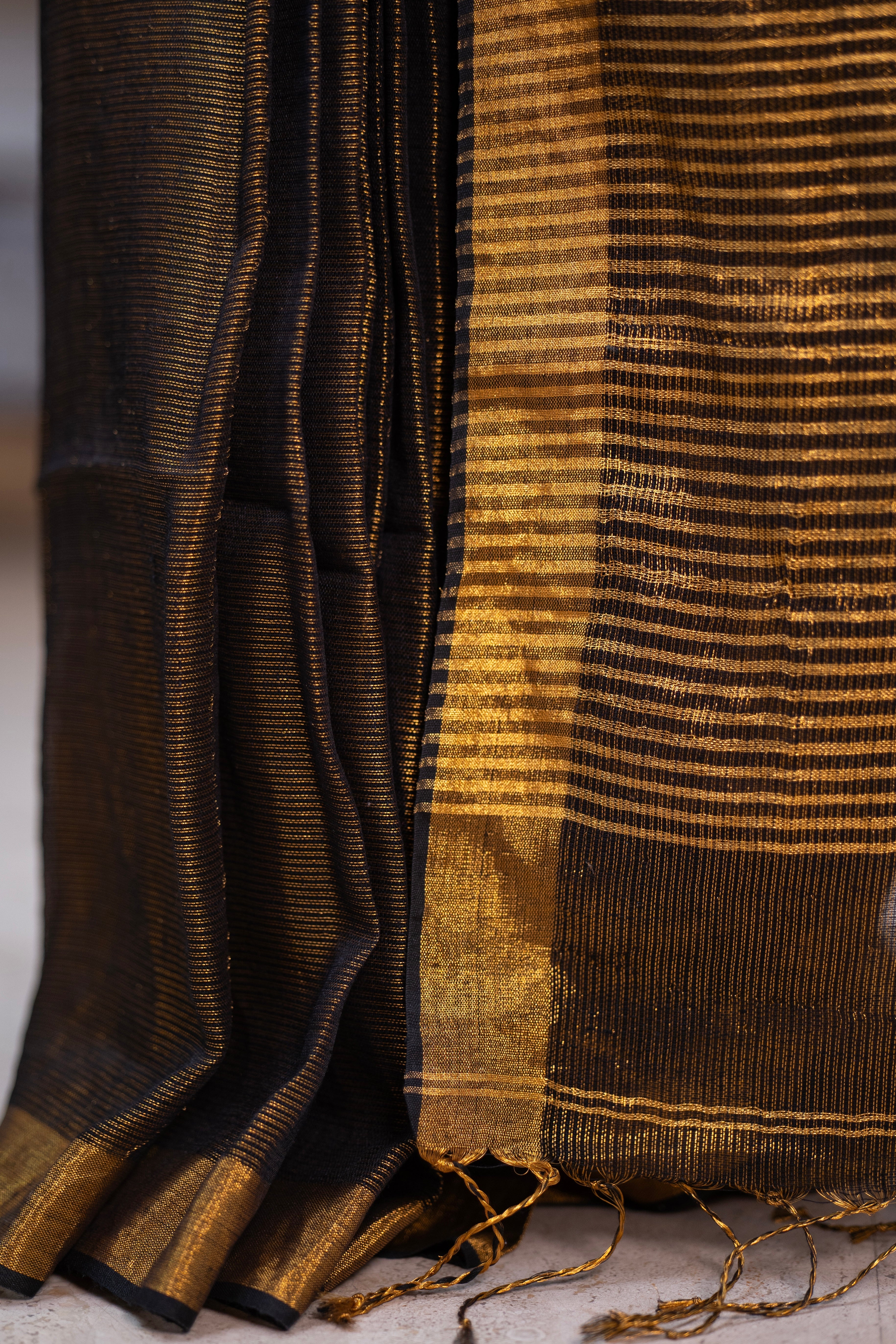 Coffe Dual Tone Tissue Linen Saree