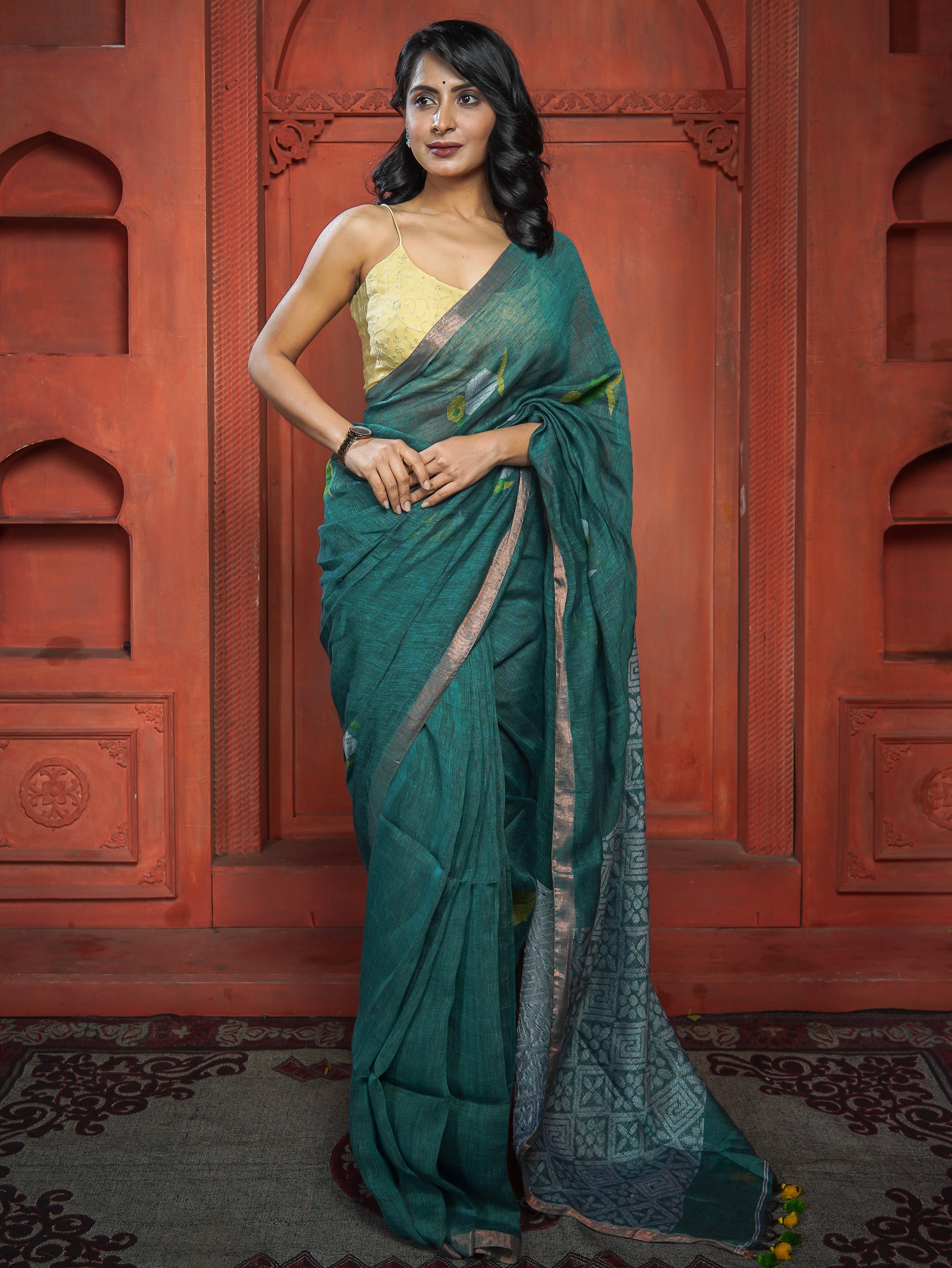 Handwoven Green Linen Jamdani Saree with Penguin Animal Print