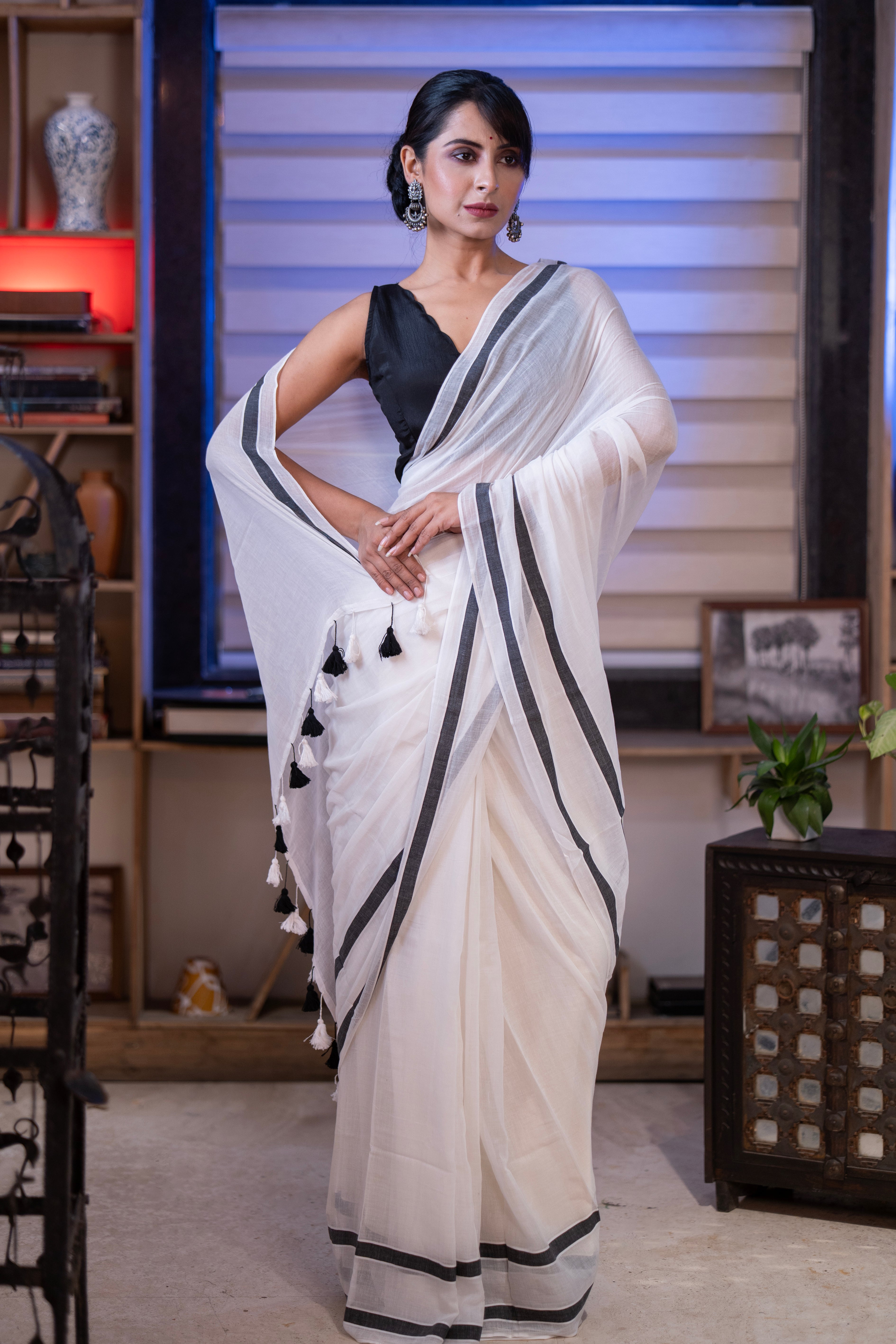 Safed Sitara Mul Mul Cotton Saree-  White