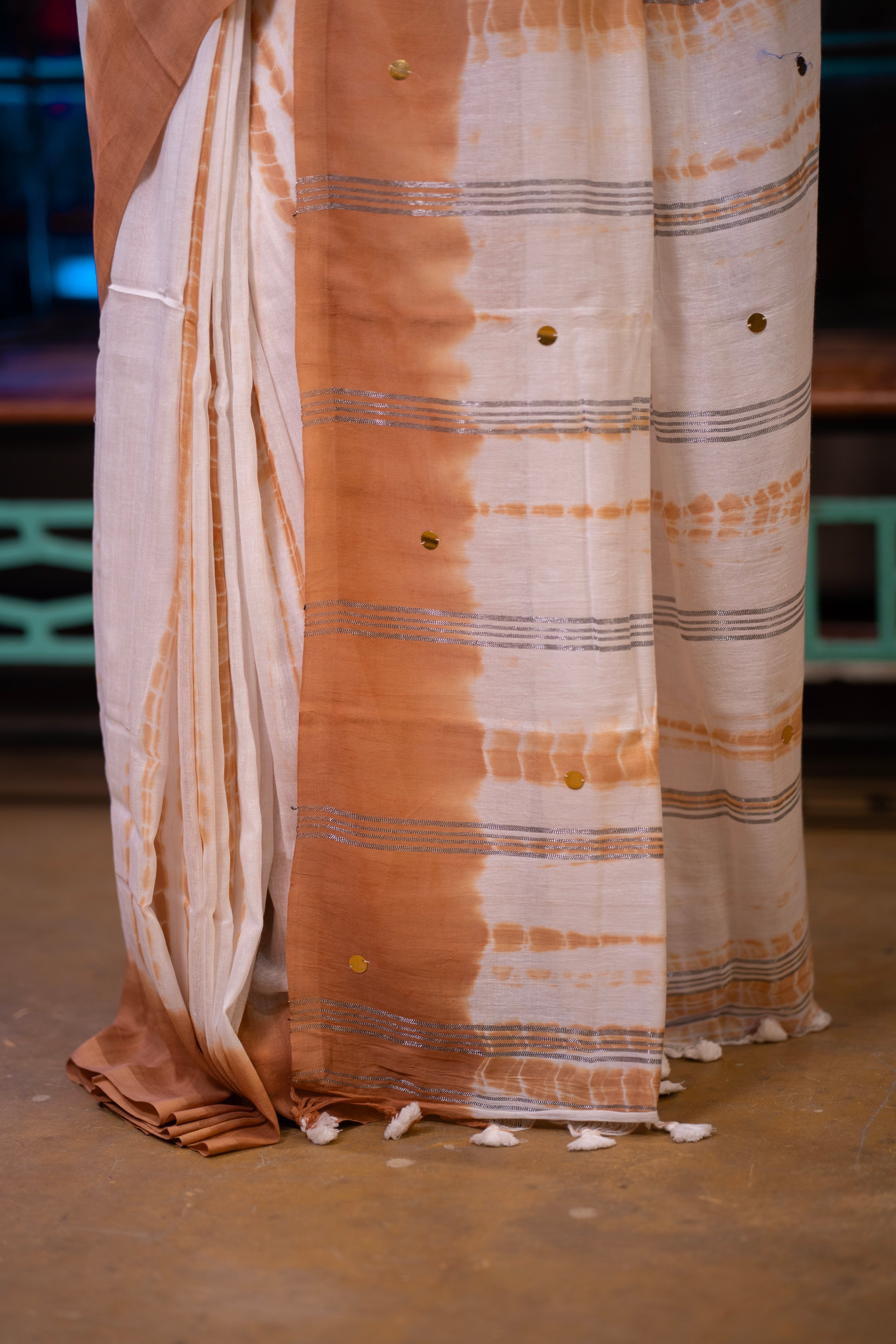 White & Caffe Latte Shibori Gini Work Pure Mul Cotton Saree