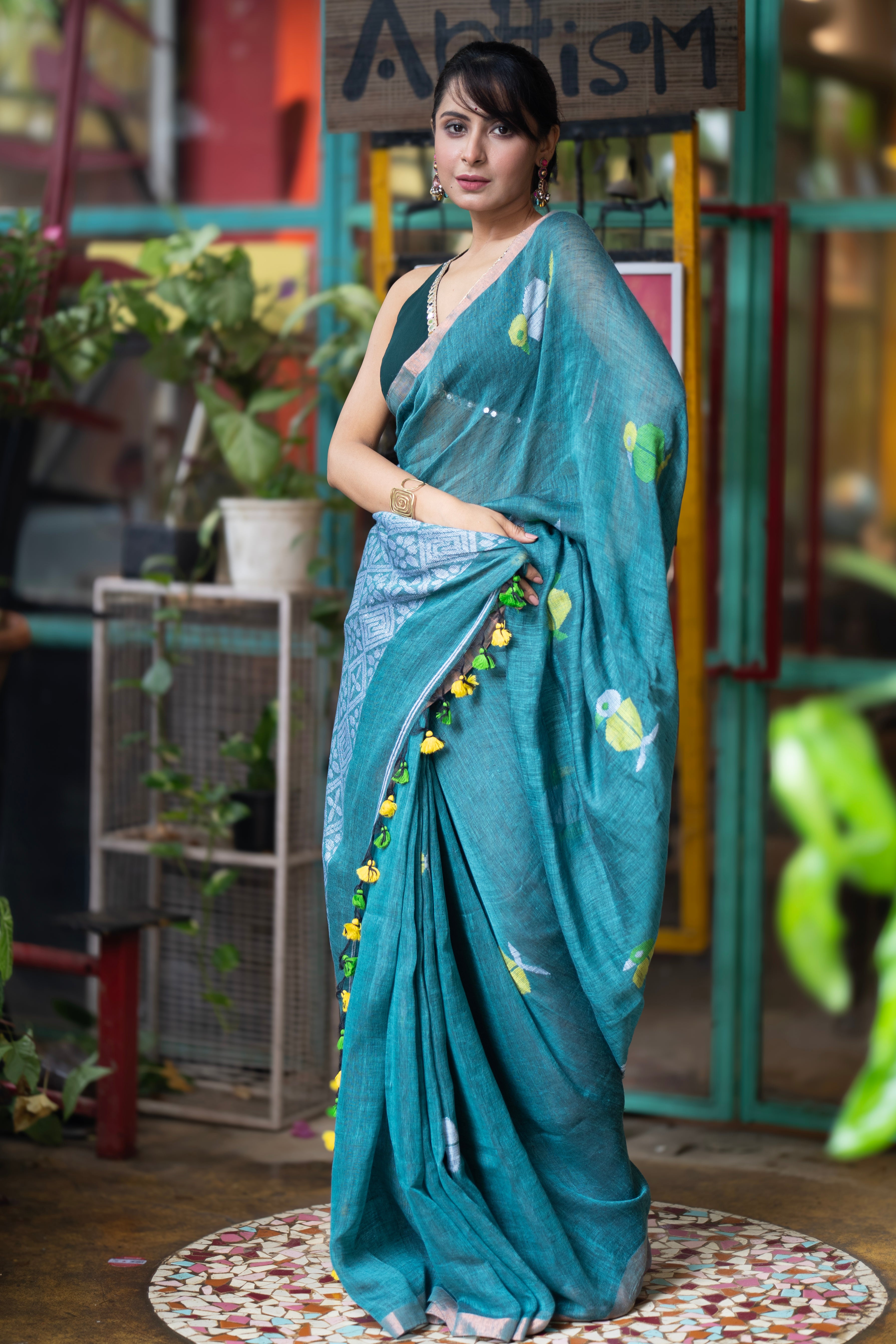 Handwoven Green Linen Jamdani Saree with Penguin Animal Print