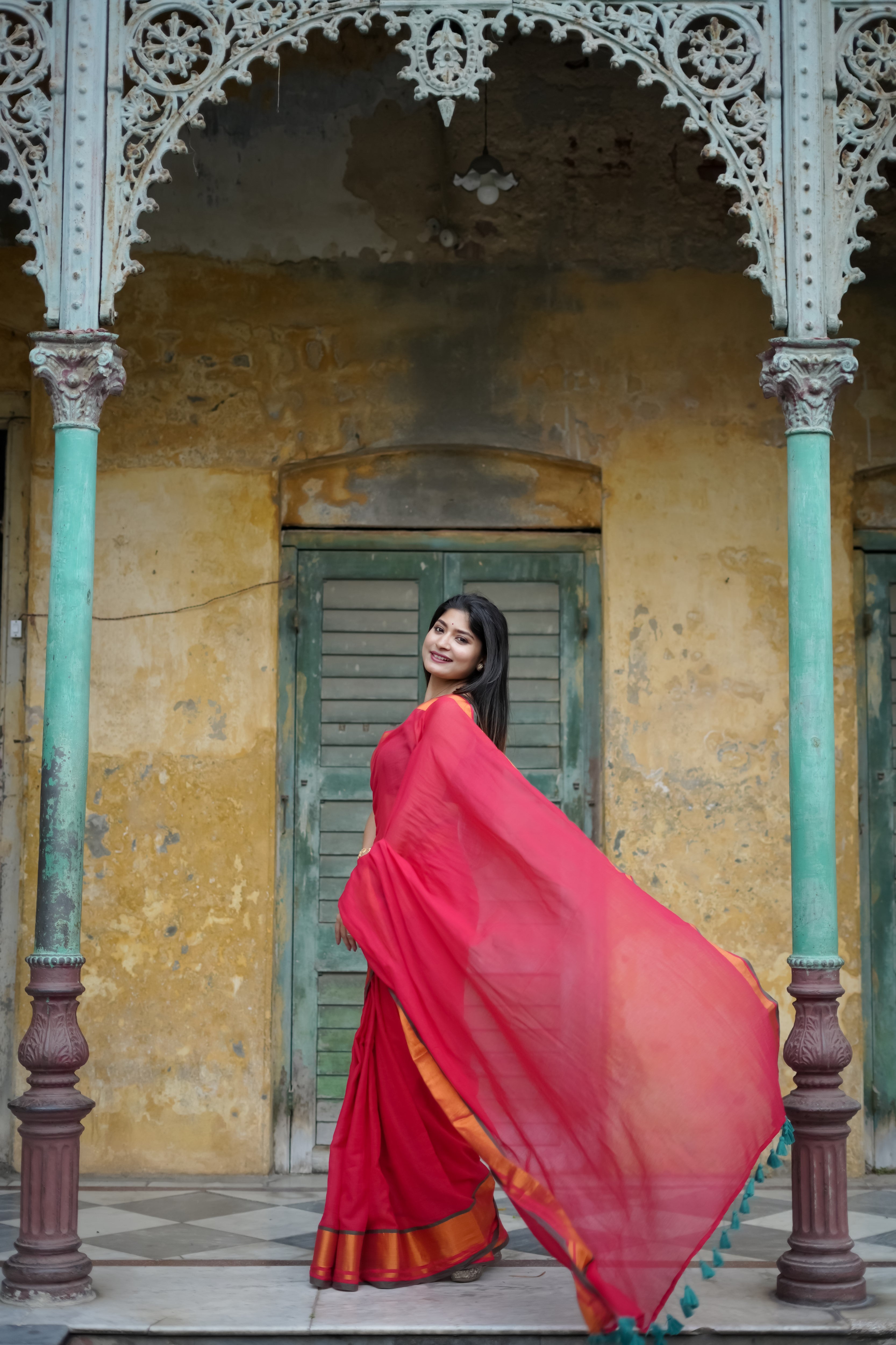 Red Mul Mul Cotton Saree With Golden Border