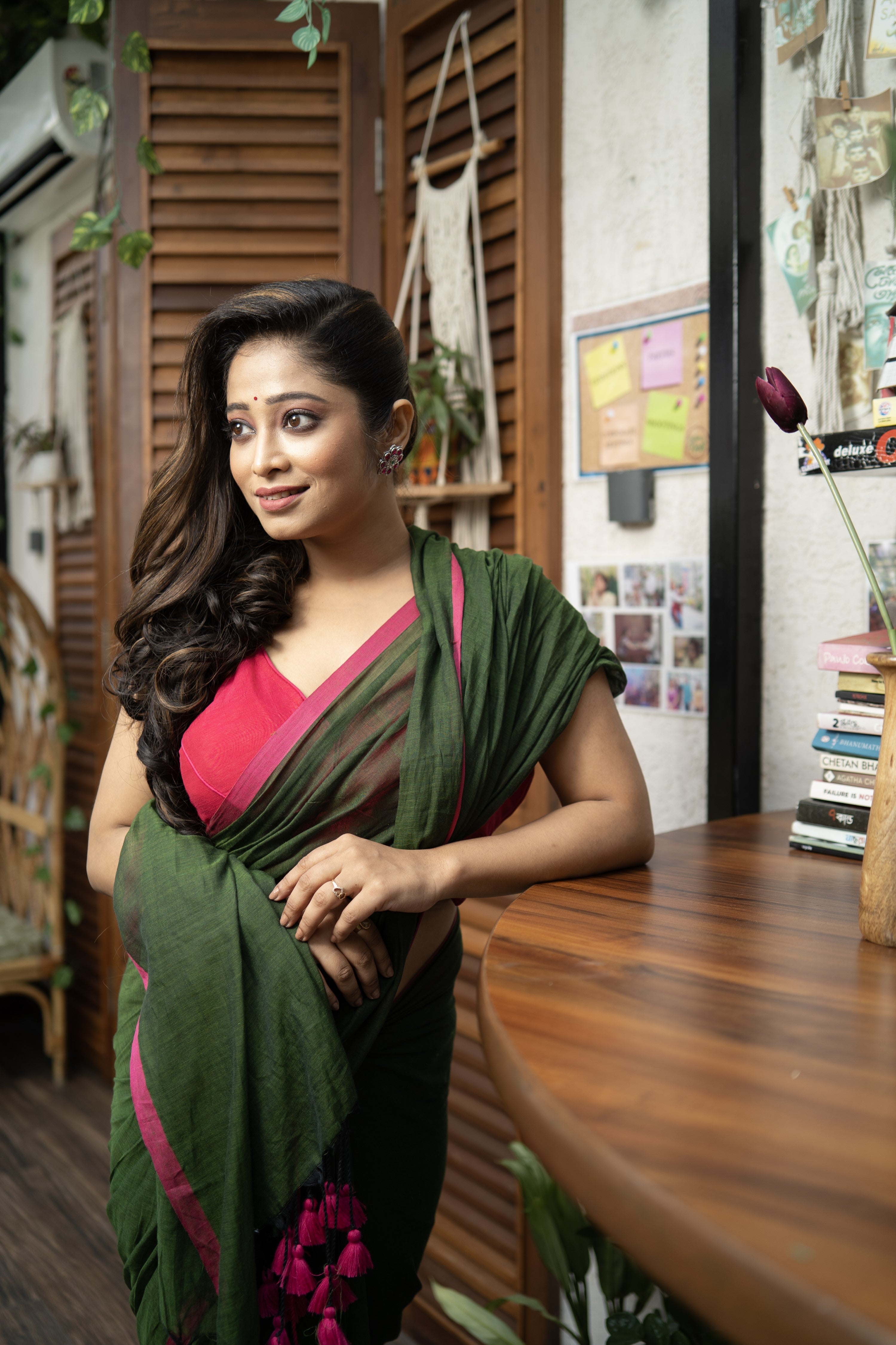 Meher Pure Mulmul Cotton Saree- Dark Green