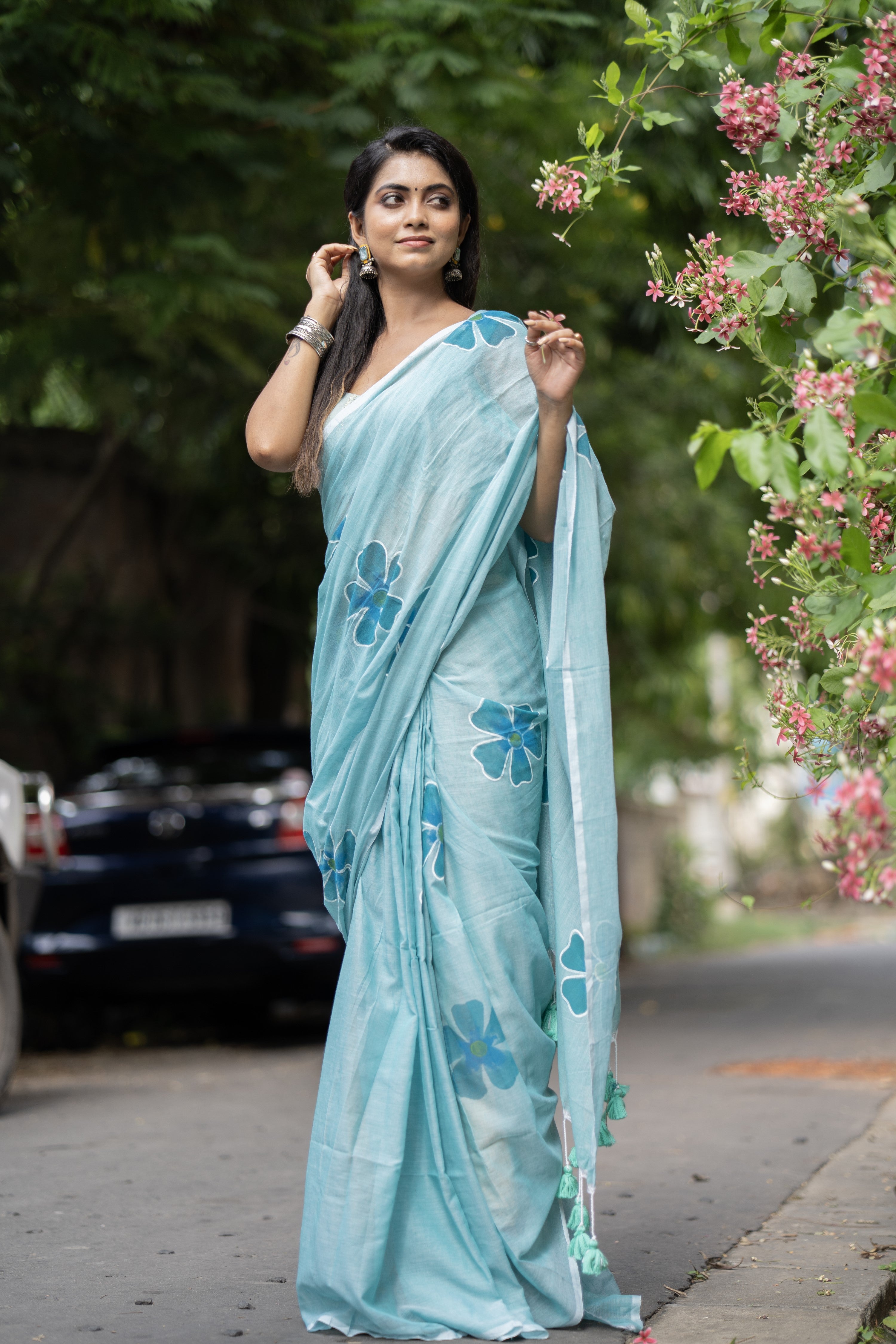 Hand-Printed Floral Mulmul Cotton Saree- blue